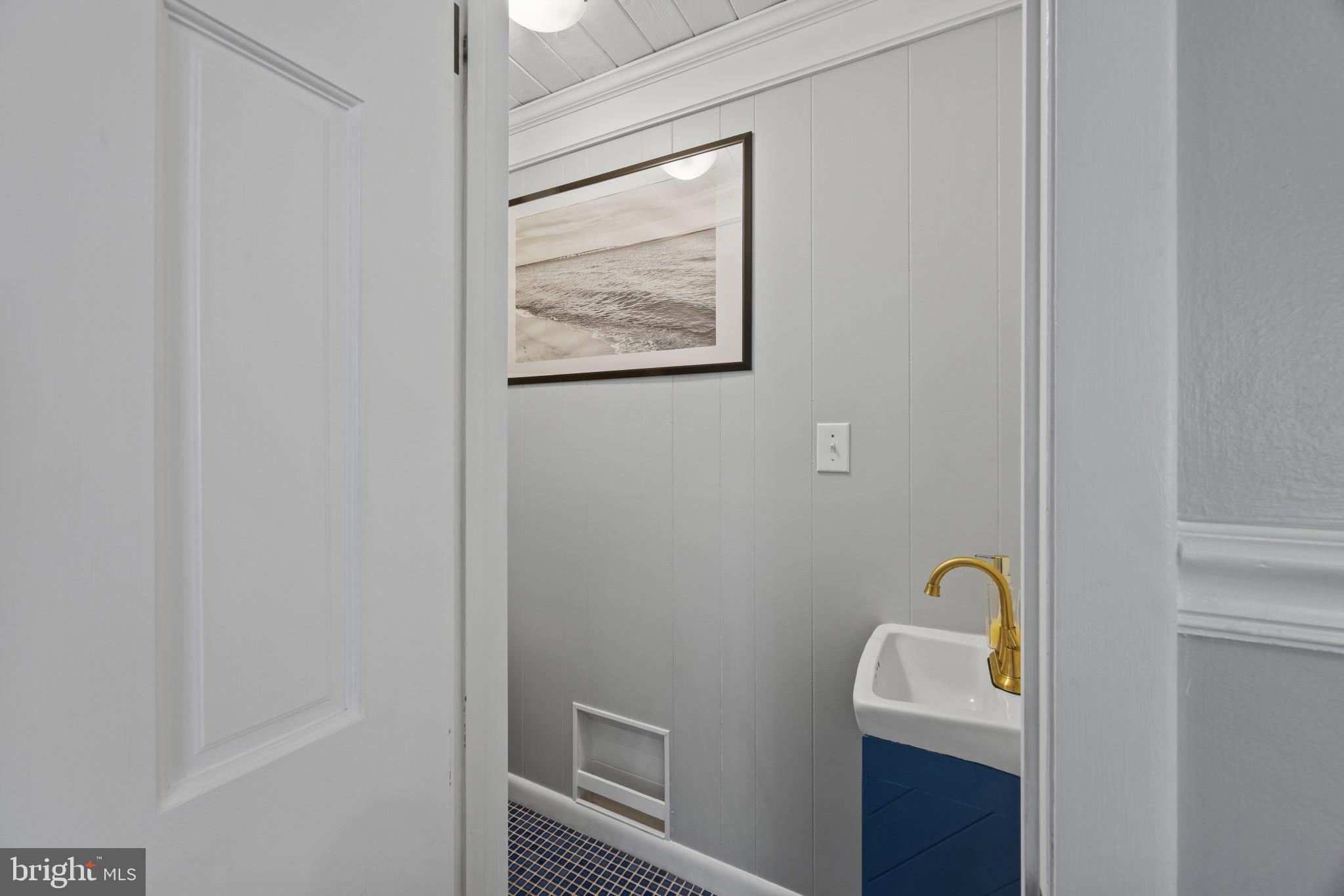 KENT ISLAND ESTATES - Residential