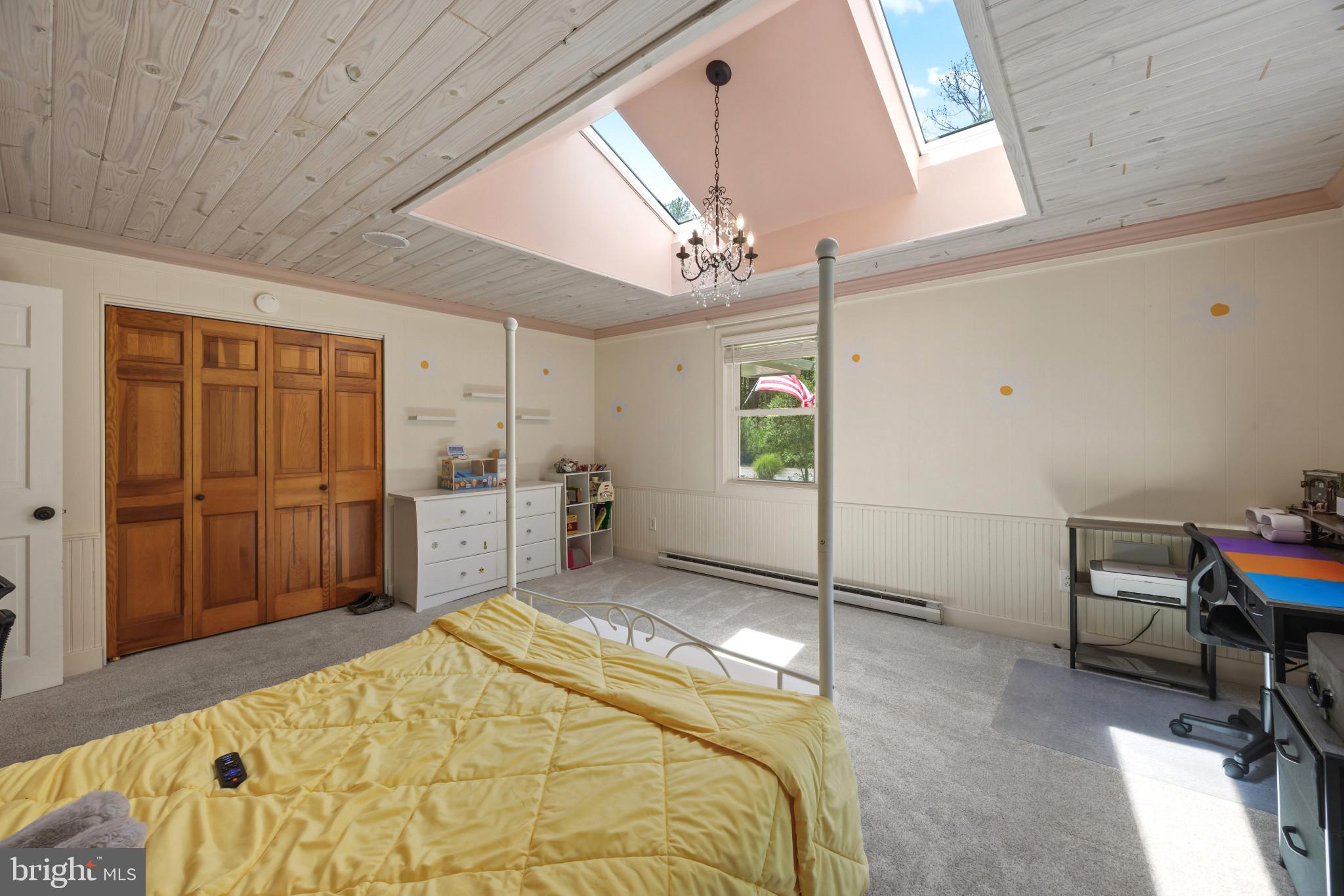 KENT ISLAND ESTATES - Residential