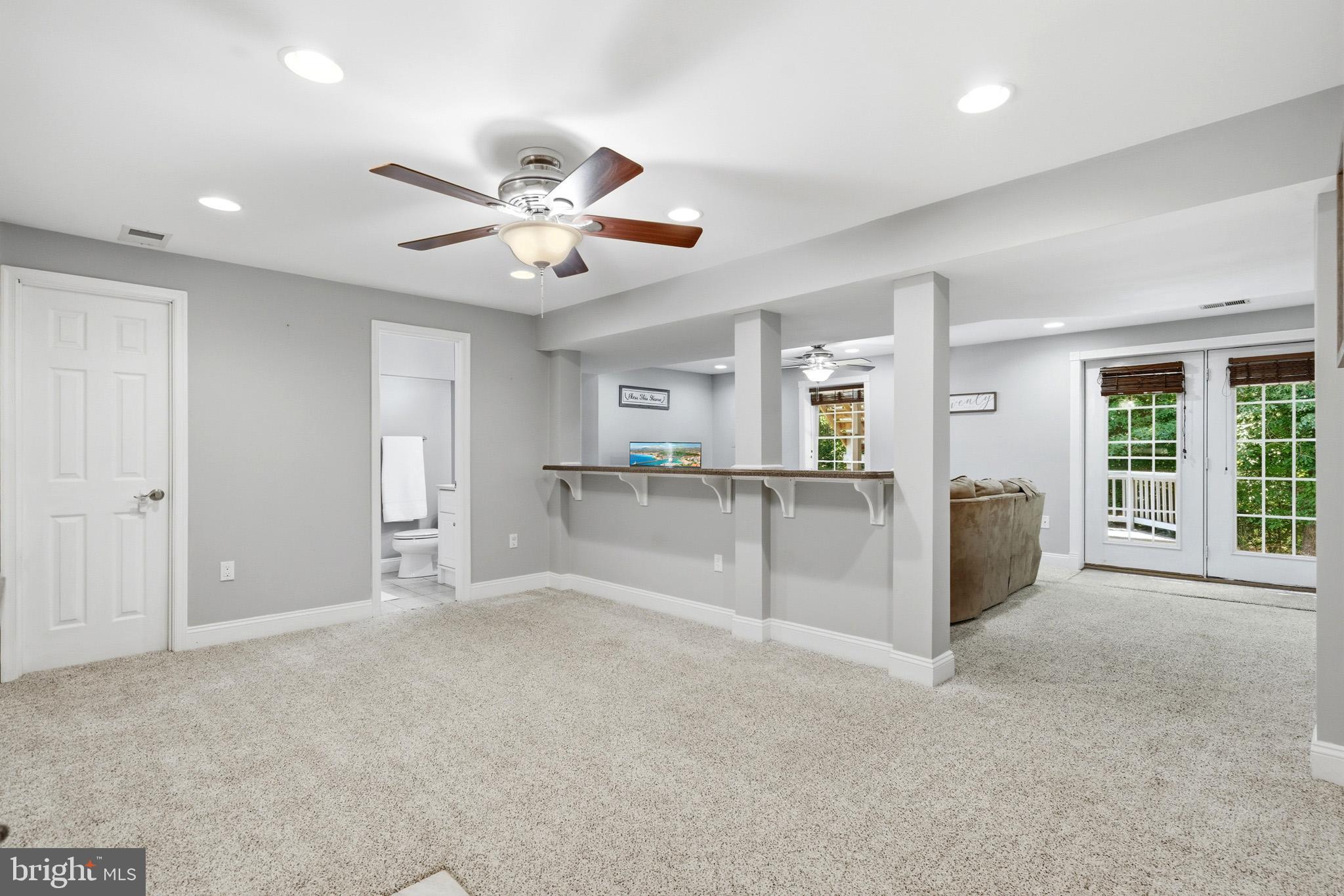 HIDDEN ACRES - Residential