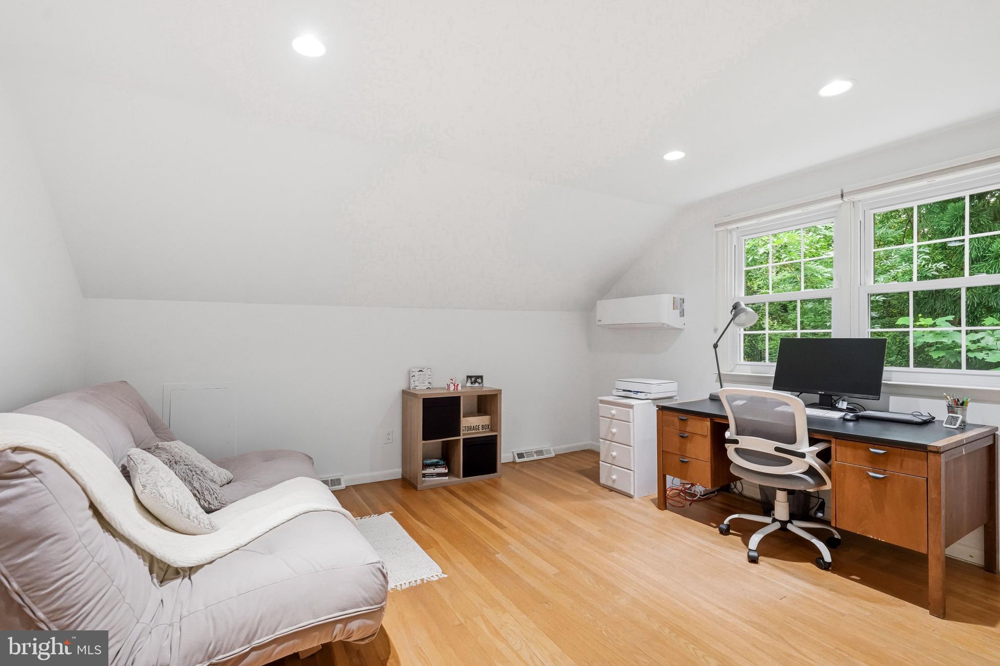 PENN VALLEY - Residential