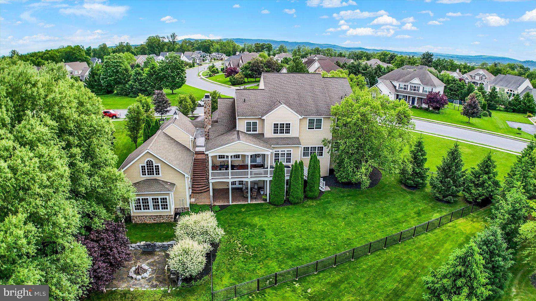 BRAEBURN ESTATES - Residential