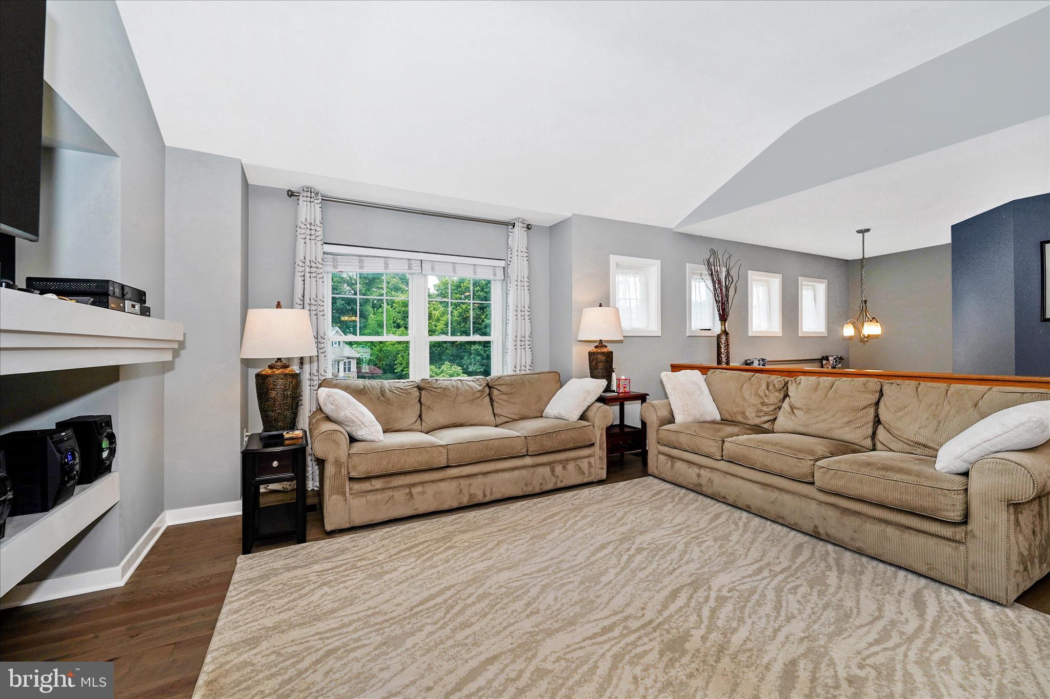 WOODSPRING AT NEW MARKET - Residential