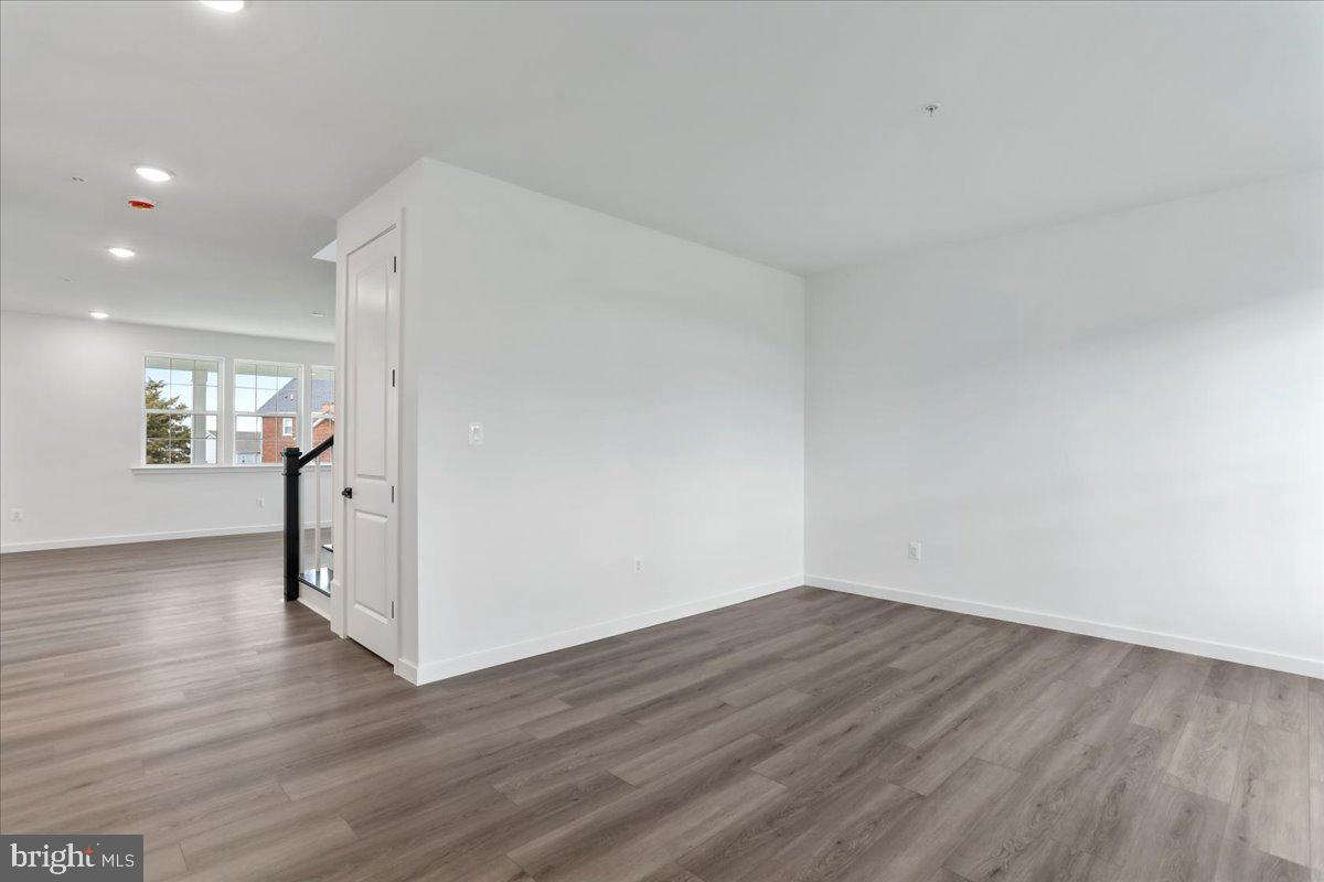 PARADISE HEIGHTS - Residential