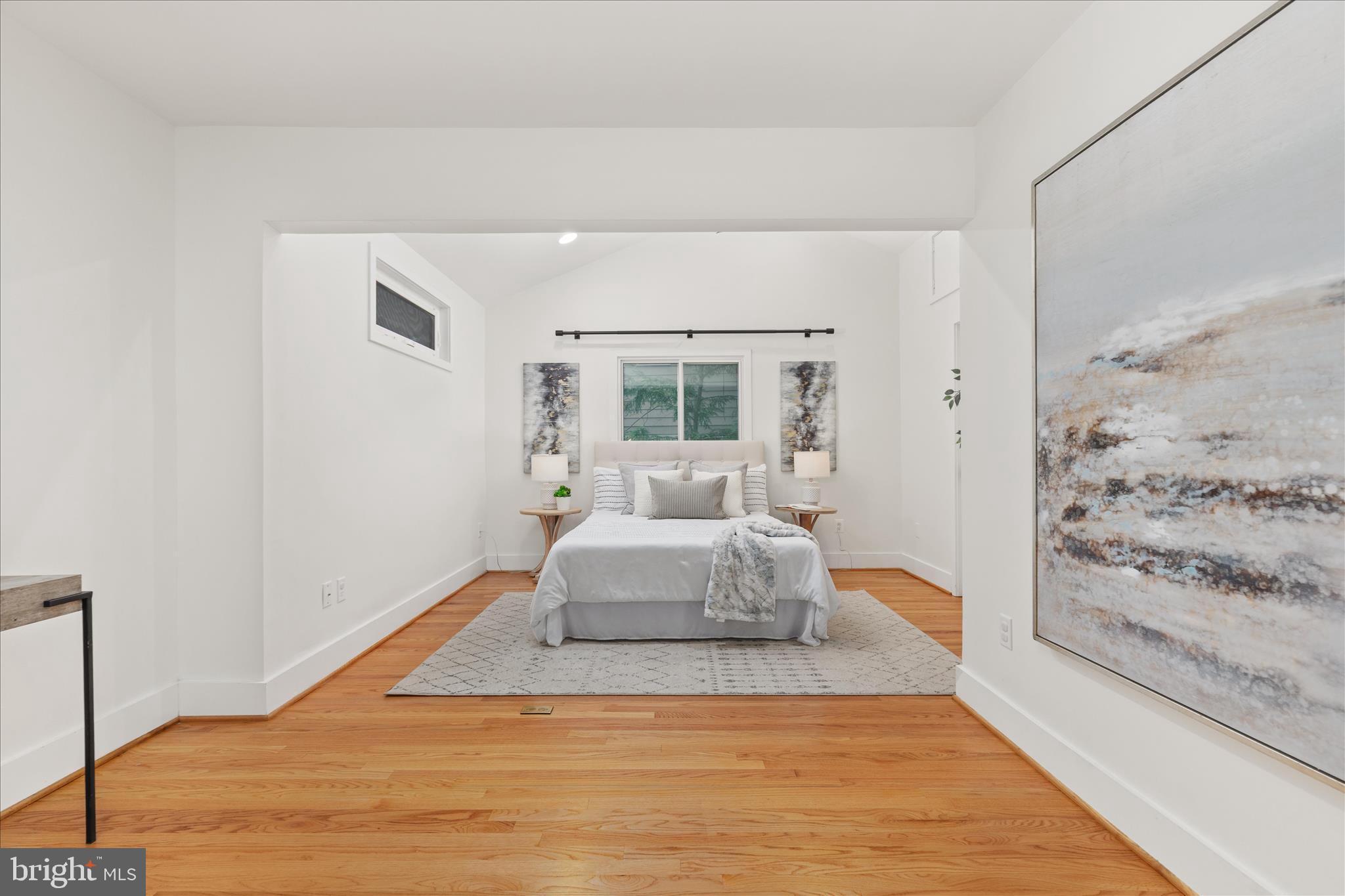 KENSINGTON - Residential
