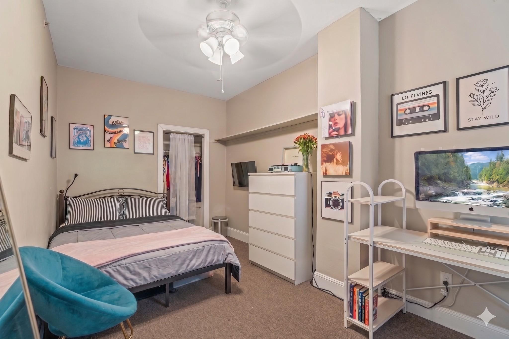 UNIVERSITY CITY - Residential