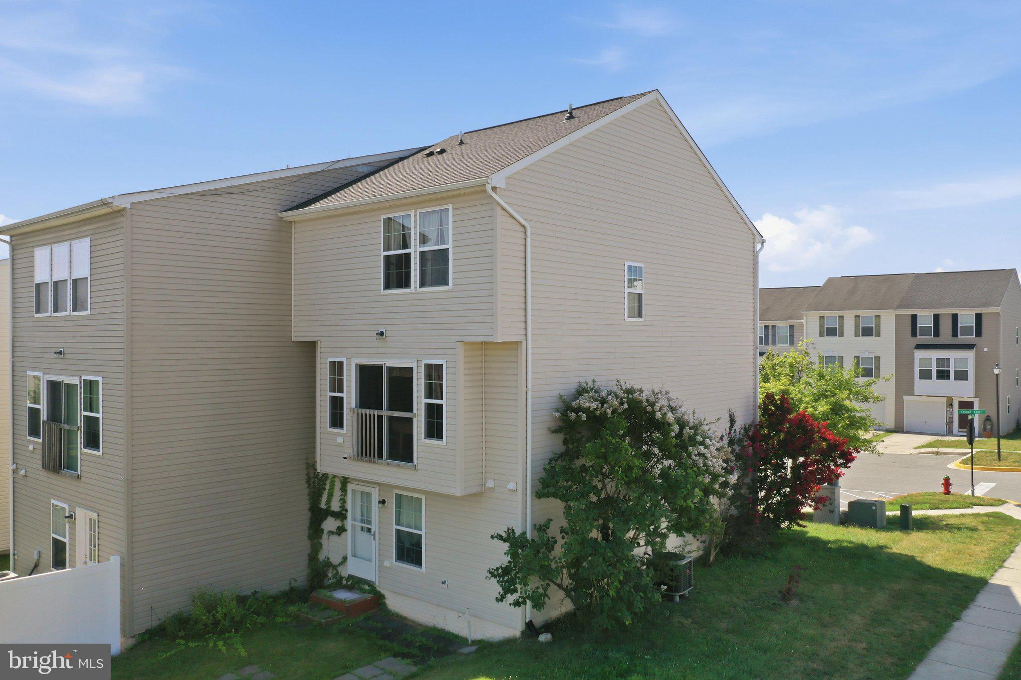 RIVERSIDE VILLAGES - Residential