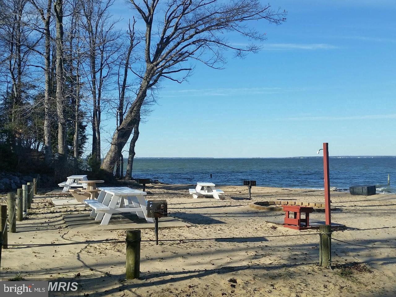 INDEPENDENCE SHORES - Residential