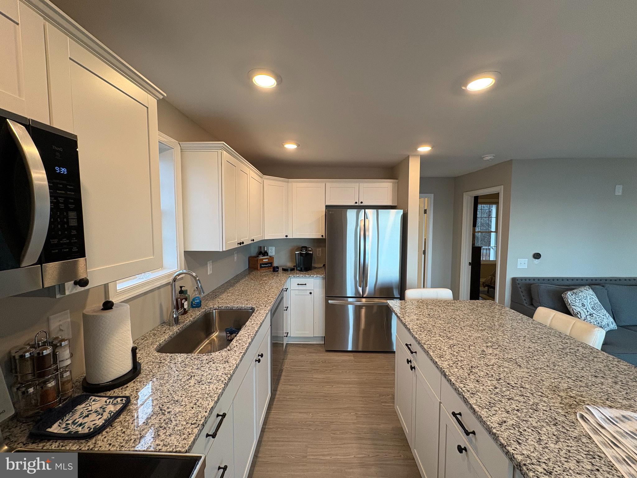 INDEPENDENCE SHORES - Residential