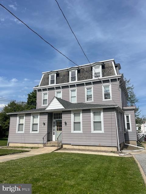 Location, Location, Location; Ridley School District. Newly Updated Large 2 bedroom and 1 Bath apartment located in one of the top school districts in Delaware county. This 2 bedroom has H/W floors throughout the entire apartment. Large Living room area freshly painted. Bedroom are nice size with plenty of natural light and ample closet space in both. Galley bathroom with shower over tub, vanity and medicine cabinet. Nice size eat-in kitchen with gas stove and vinyl floor.  There is plenty of grounds outside to enjoy in the summer time. In the basement you'll find the convenience of your own washer and dryer. There is plenty of free off-street parking.

Tenant pays 75.00 flat fee for gas and water. Peco must be transferred for electric. Applicant should have a credit score of 635 or above with no judgements, evictions or filings and income should be at least 3x's the monthly rent or 4500.00 a month. Snow, lawn and garden are included in the rent.  1st, last and sec to move in