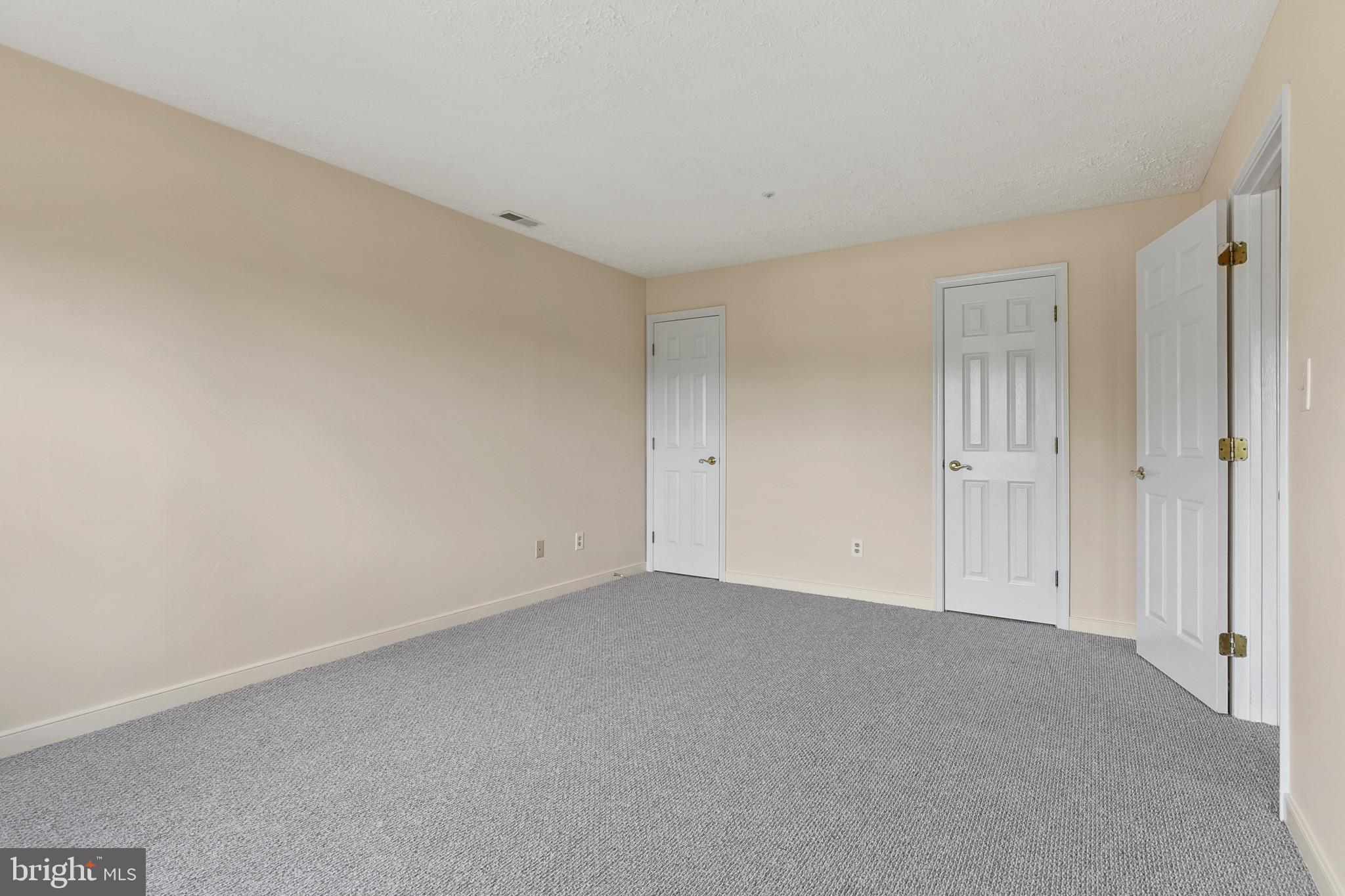 POND CONDOMINIUMS - Residential Lease