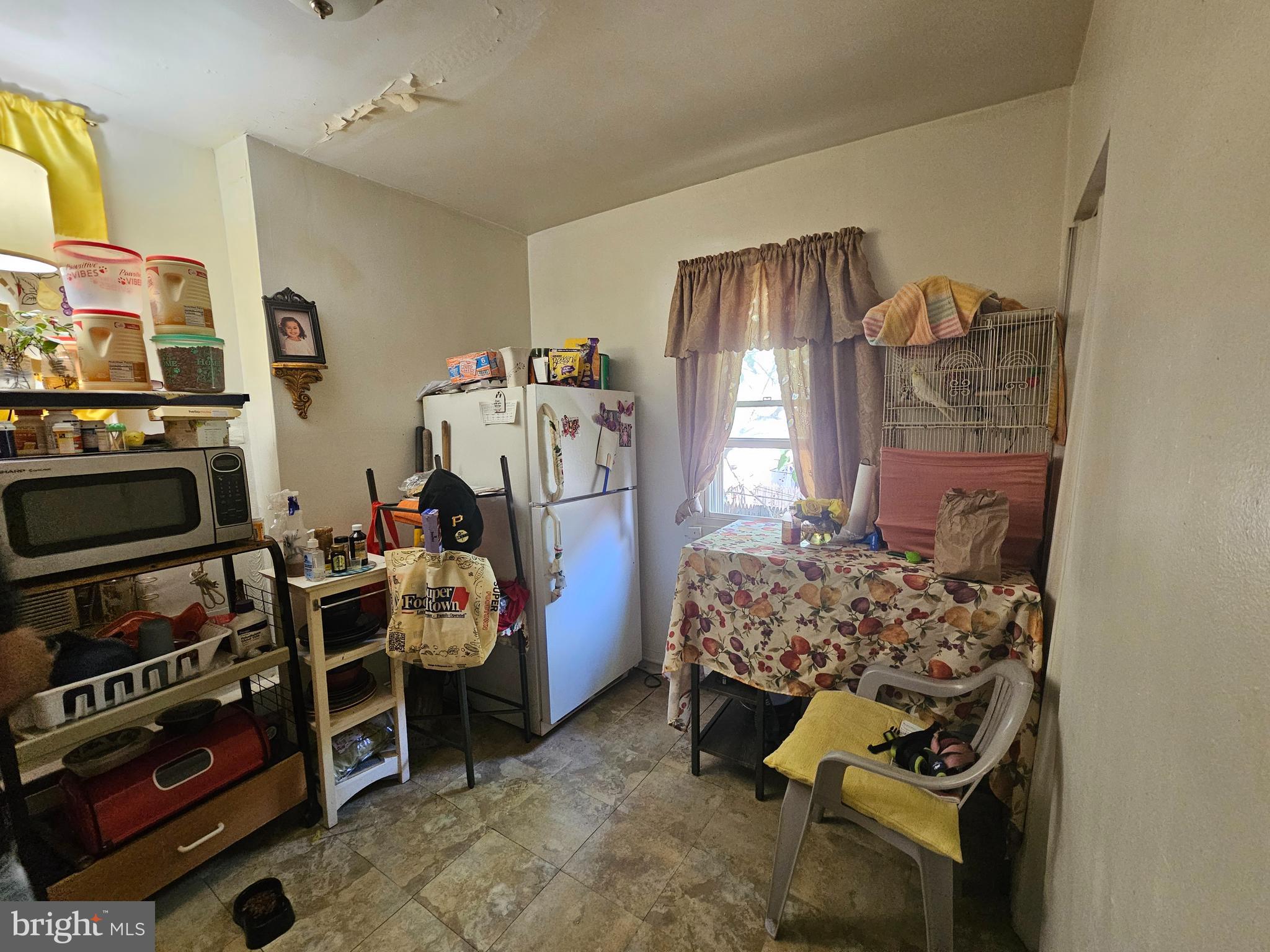 KENSINGTON - Residential Income