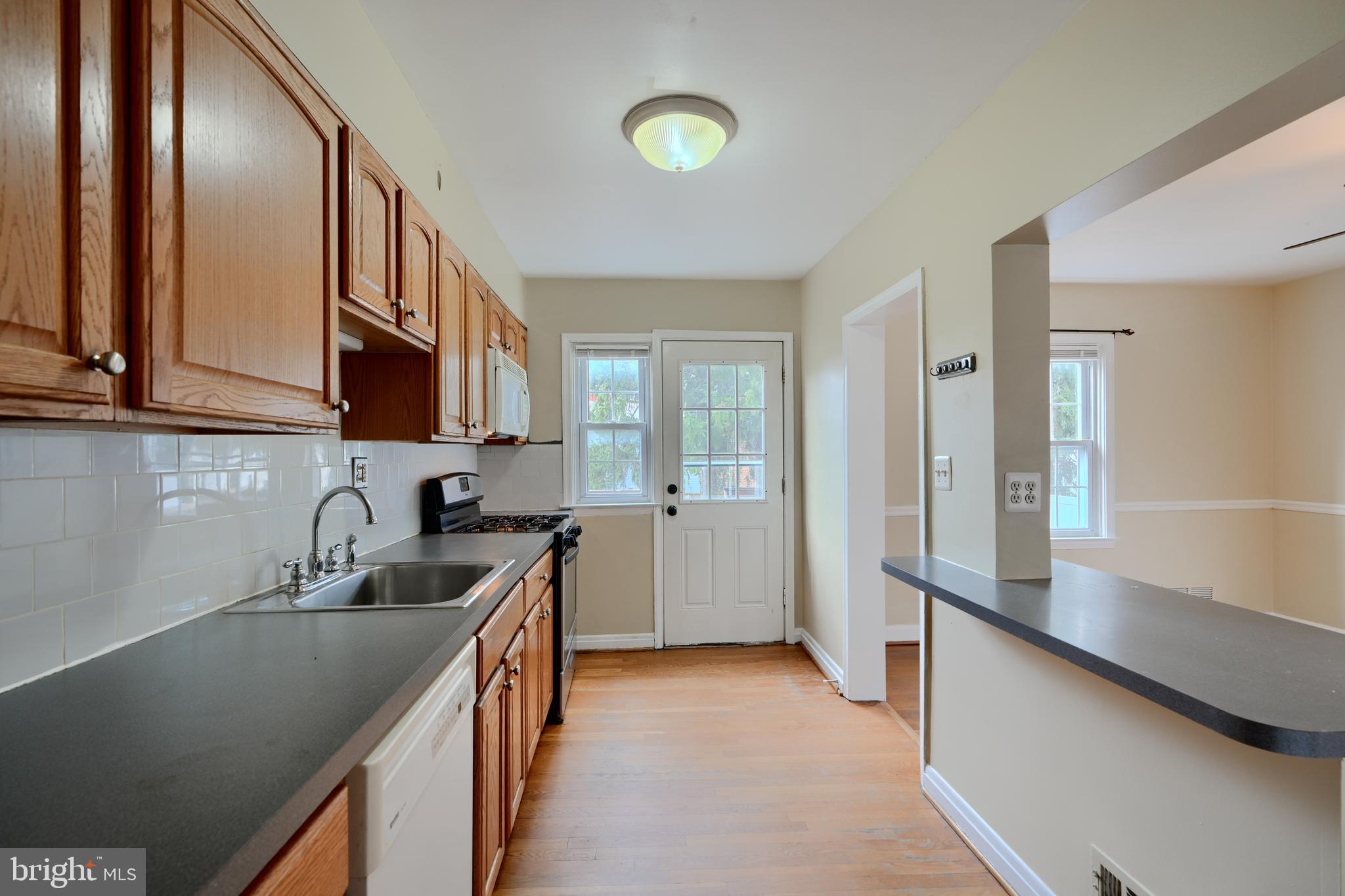 TOWSON PARK - Residential Lease