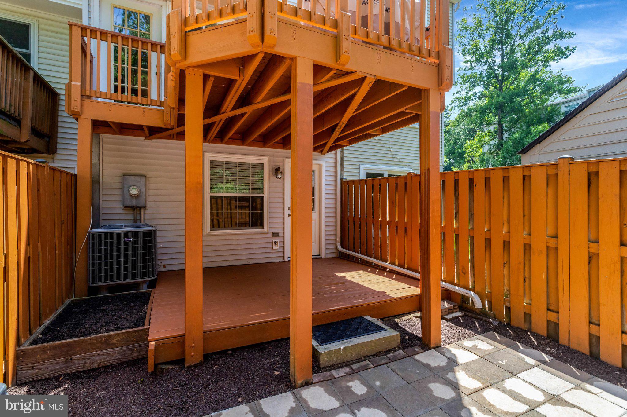 NEWINGTON FOREST - Residential