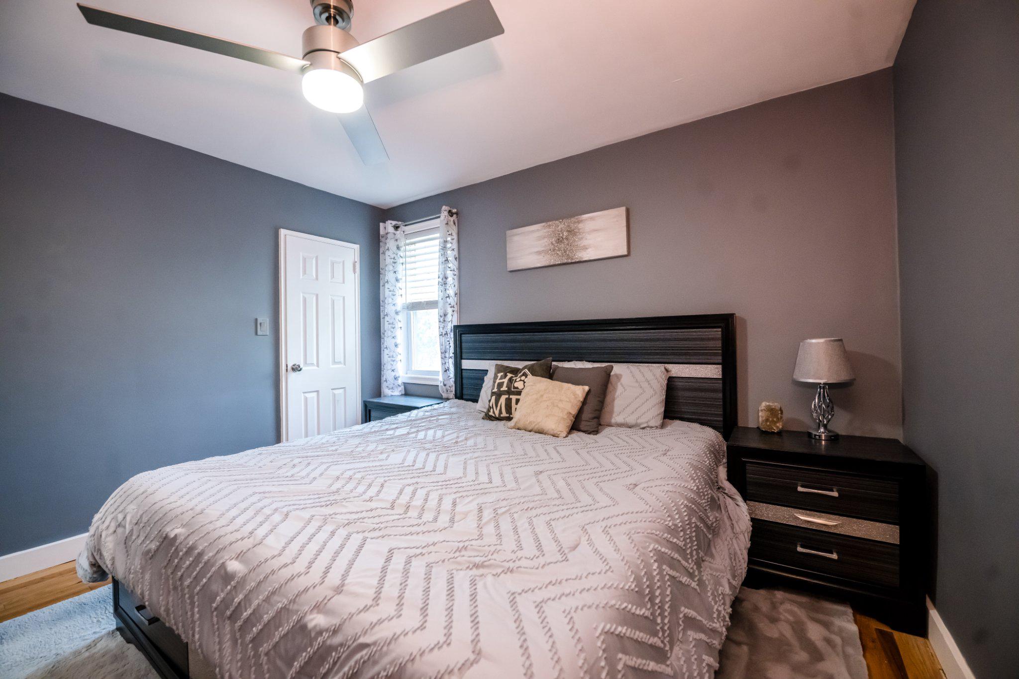 MIDDLE RIVER - Residential