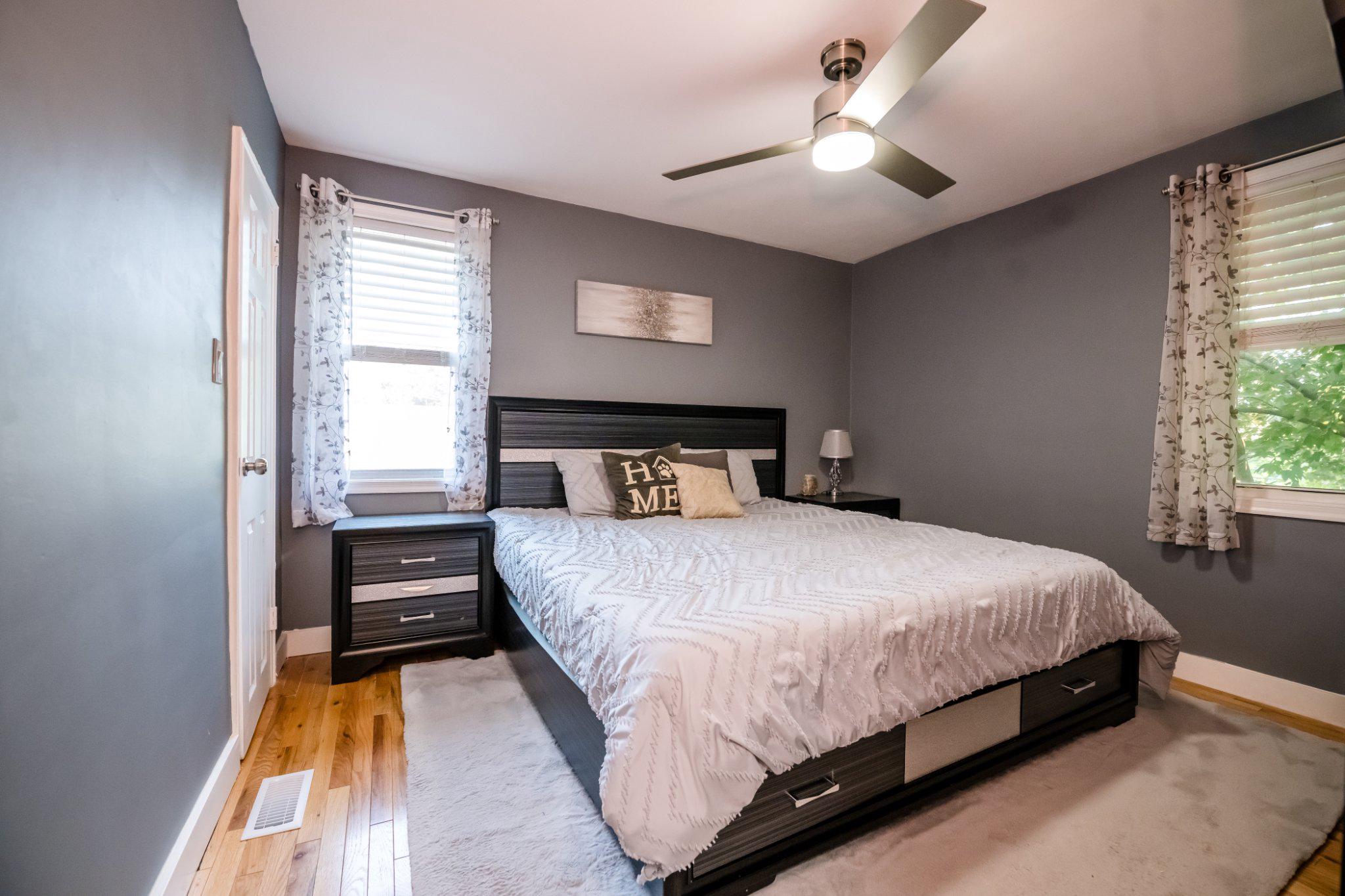 MIDDLE RIVER - Residential