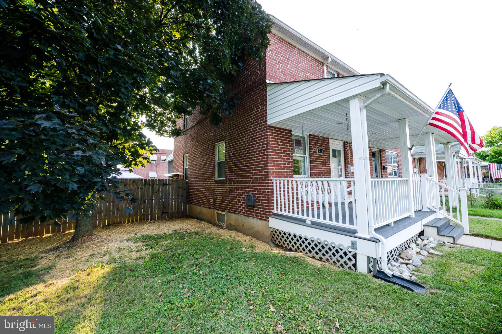 MIDDLE RIVER - Residential