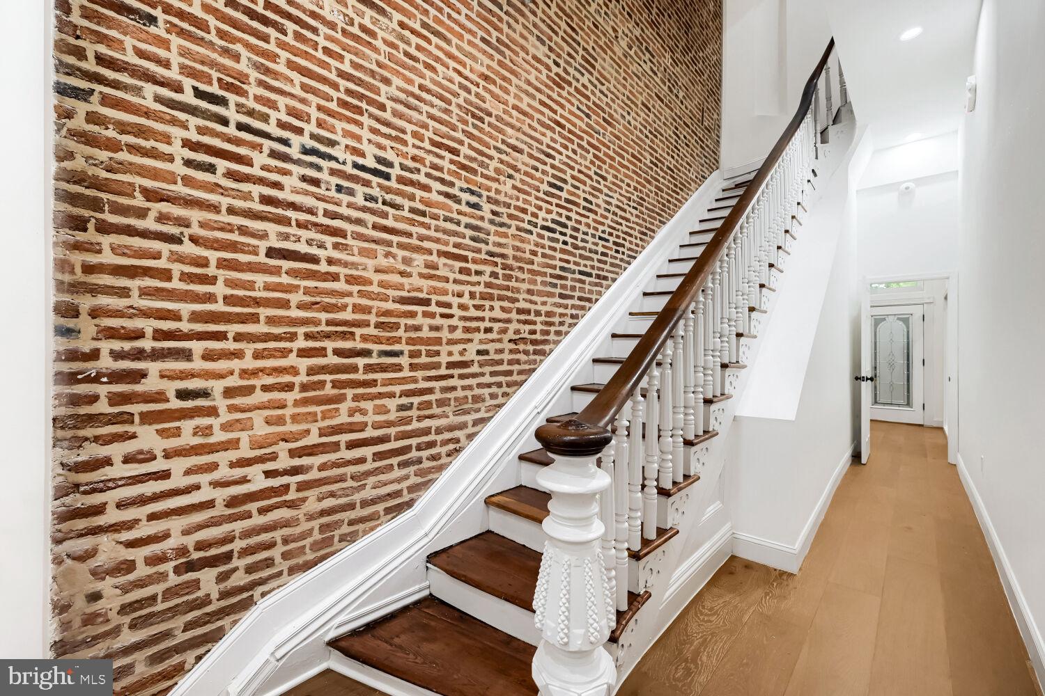 MADISON PARK HISTORIC DISTRICT - Residential Income