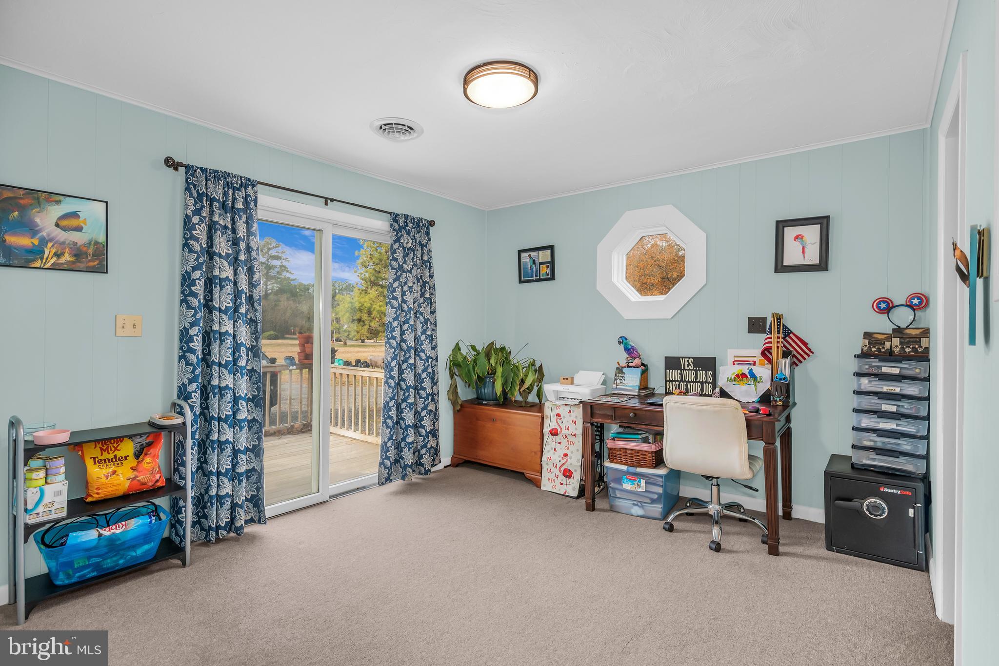 TWO JOHNS - Residential