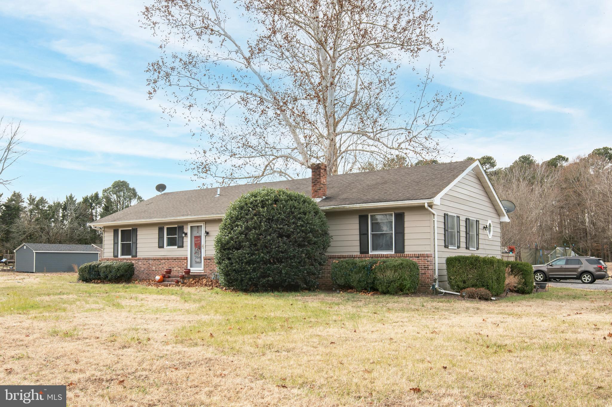 TWO JOHNS - Residential