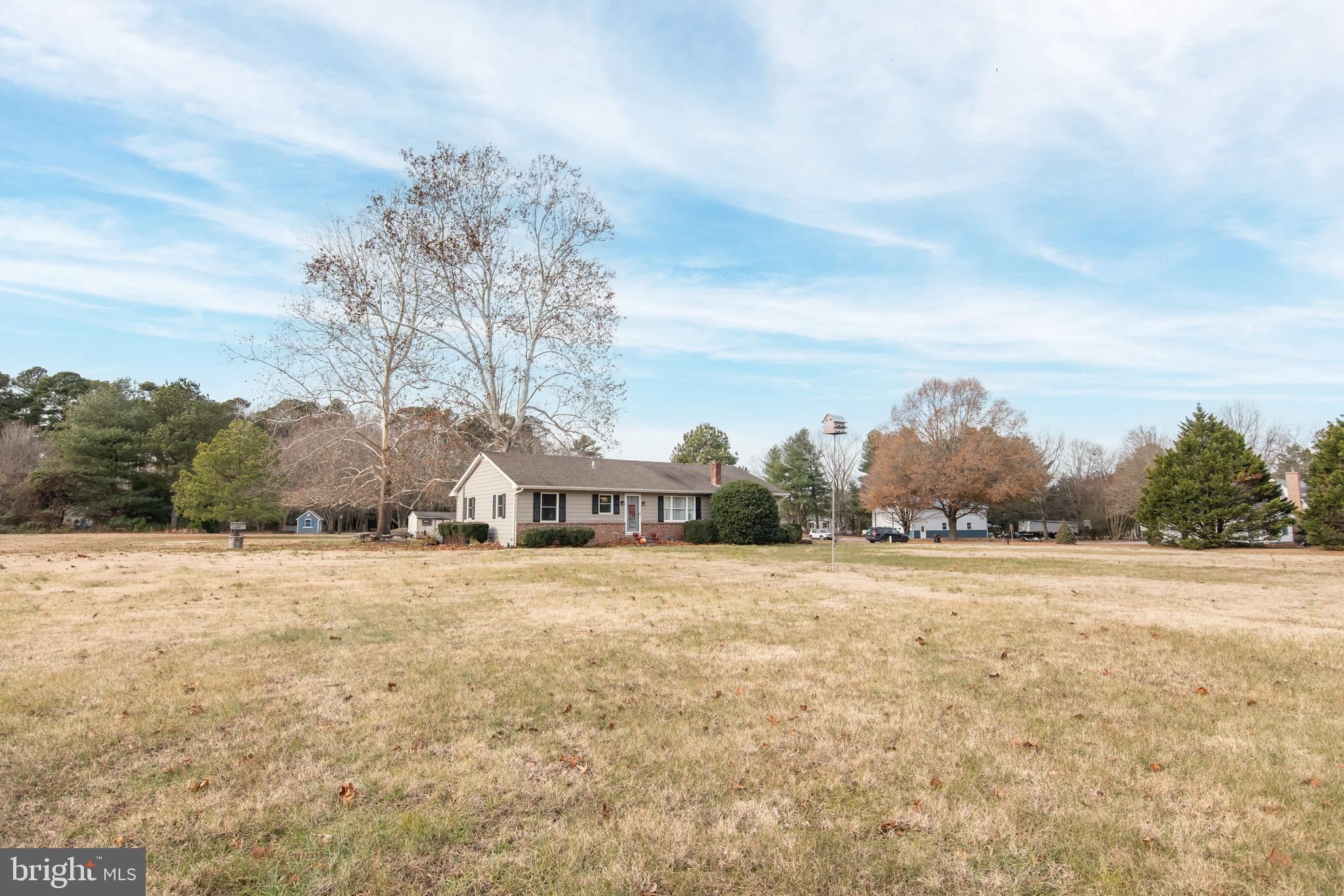 TWO JOHNS - Residential