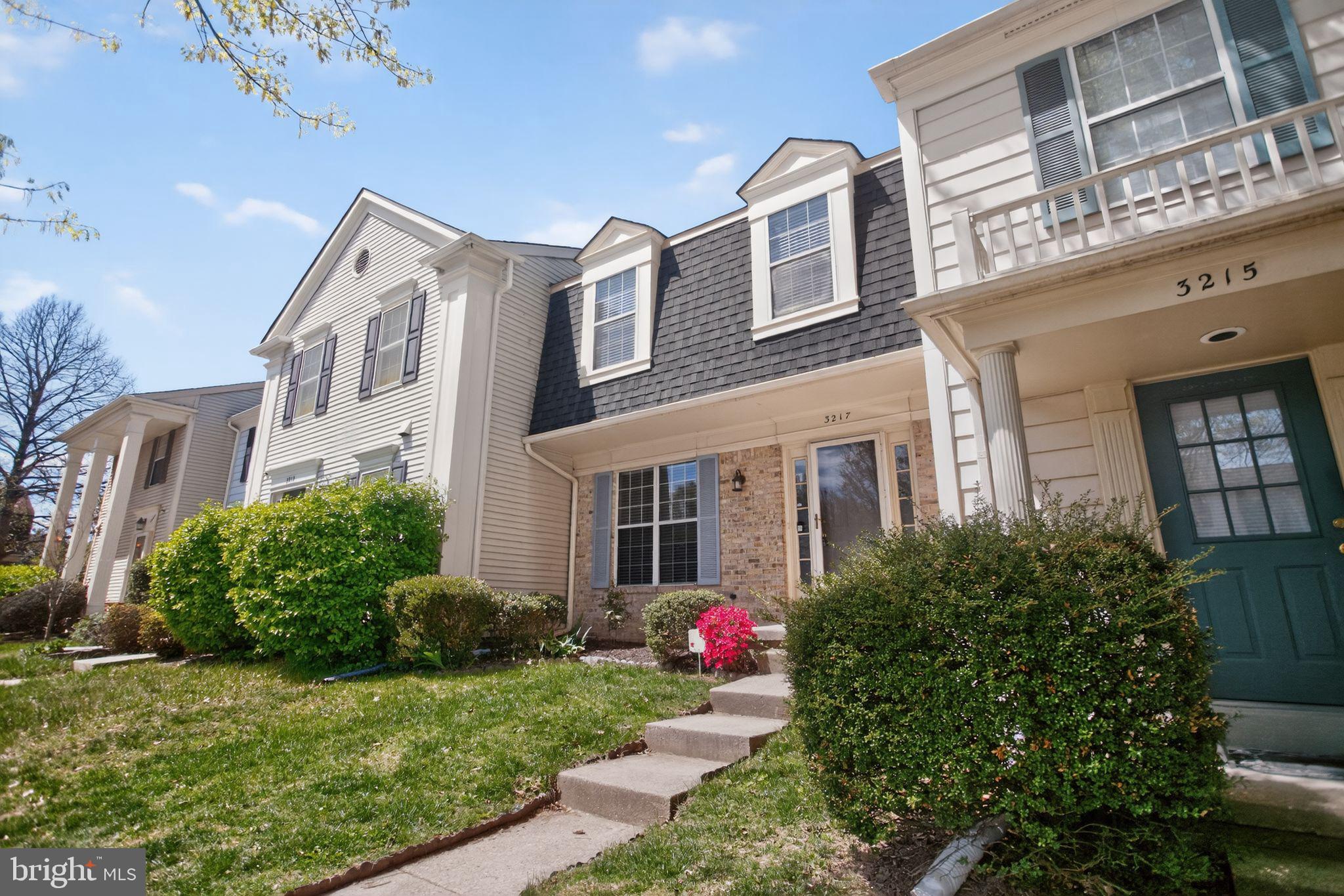 HALLOWELL - Residential