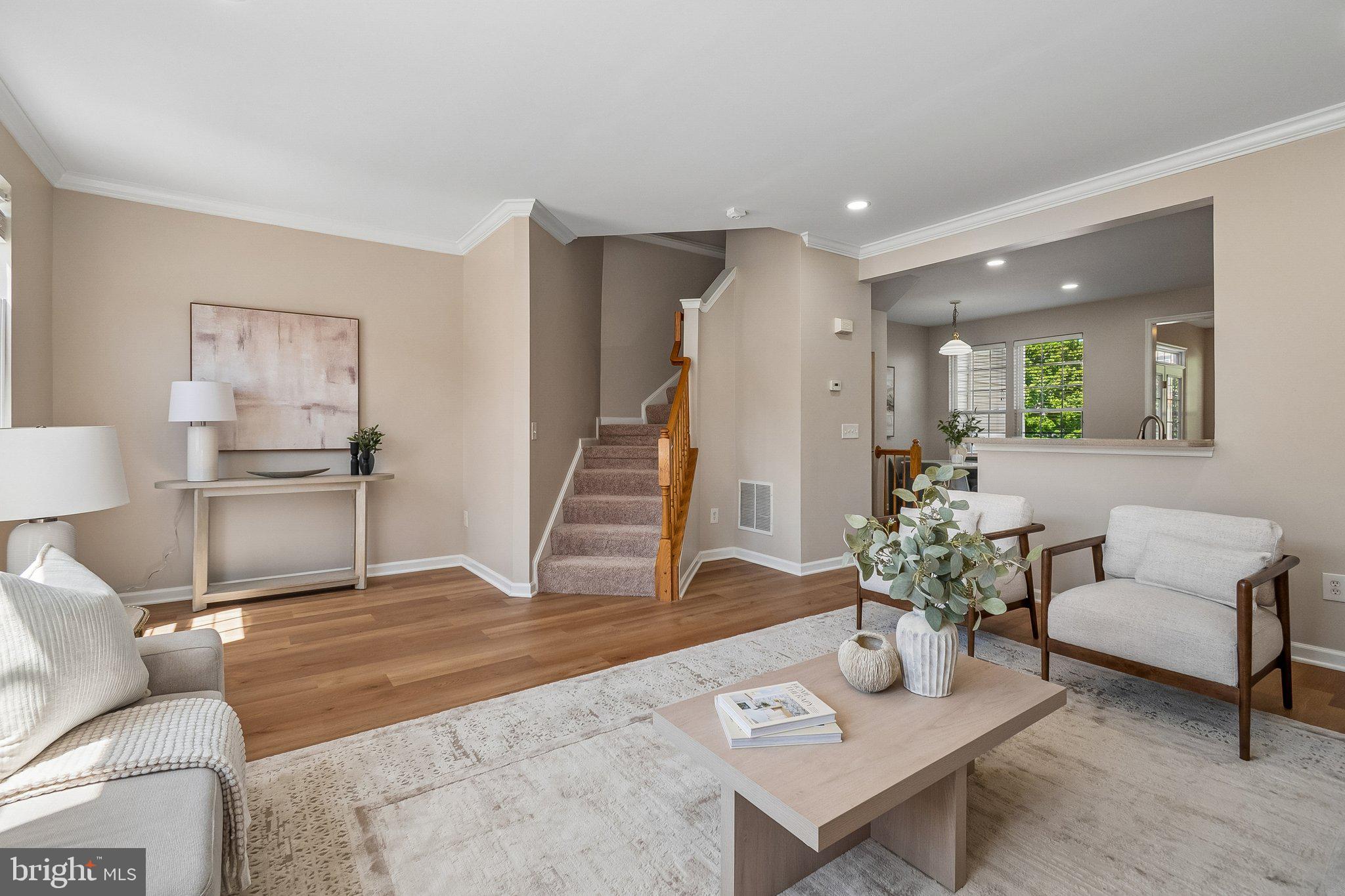 RIVERSIDE STATION - Residential