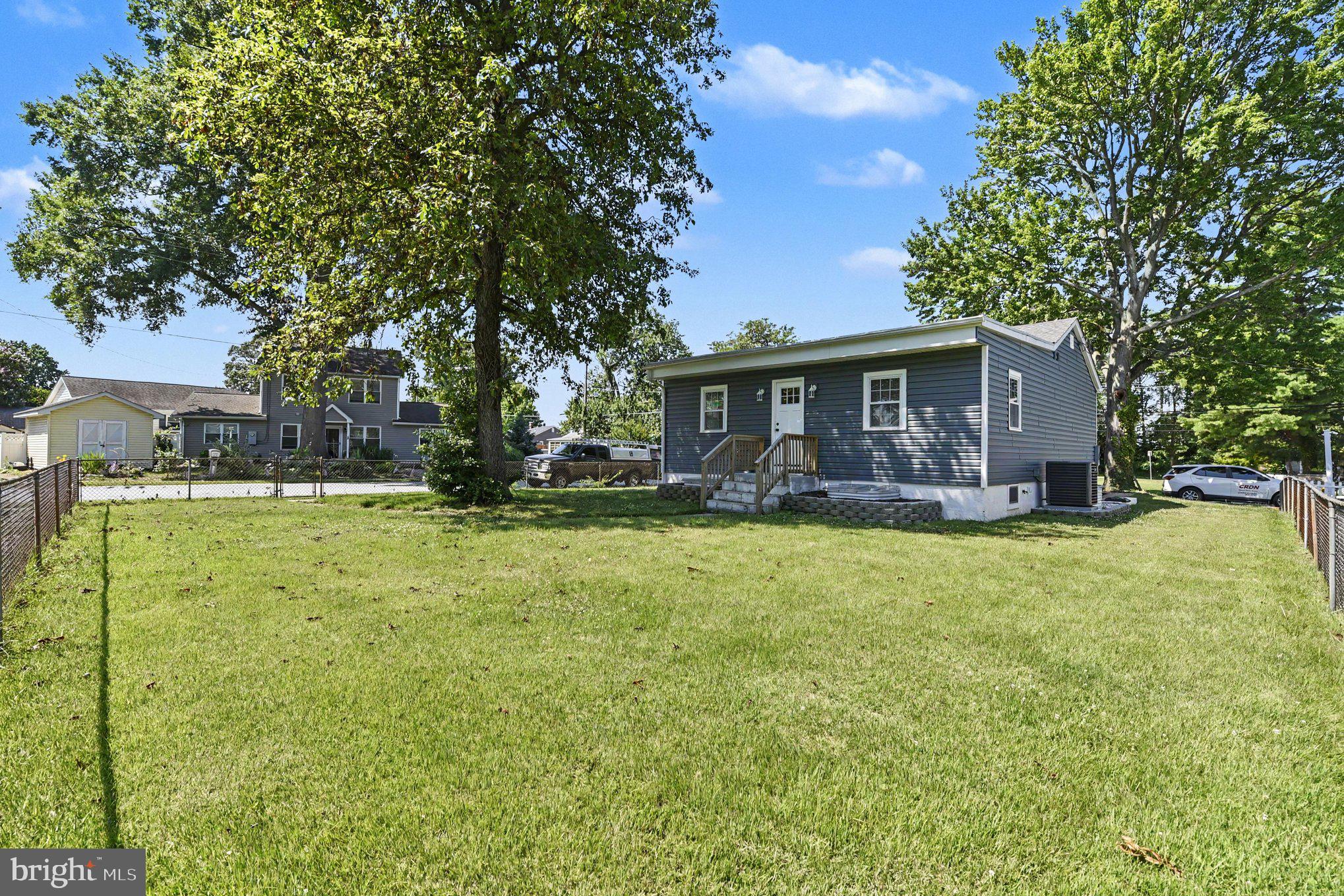 STANSBURY MANOR - Residential