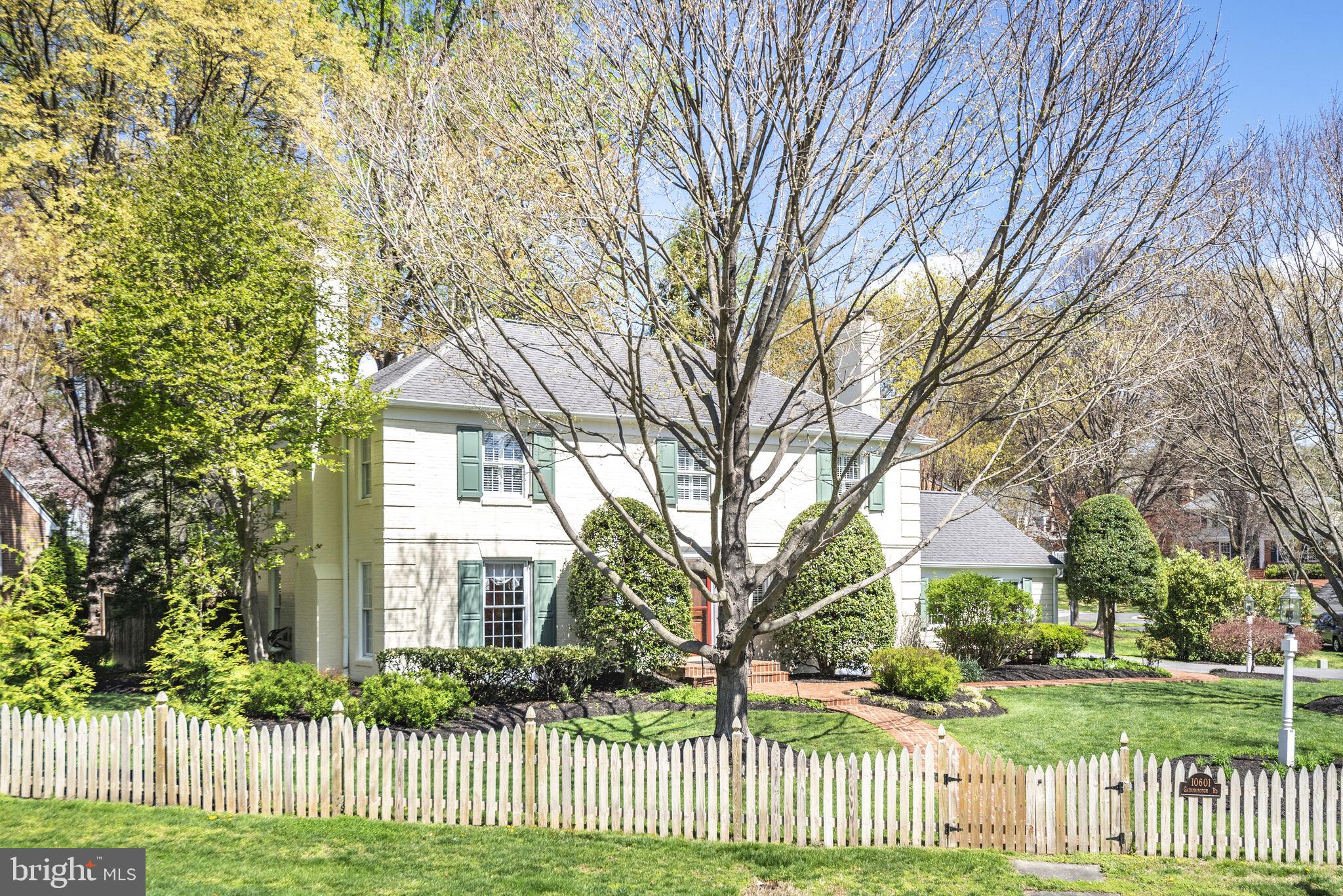 WINDSOR HILLS - Residential