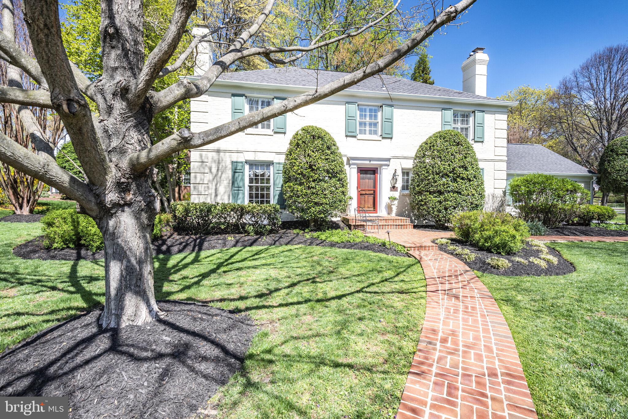 WINDSOR HILLS - Residential