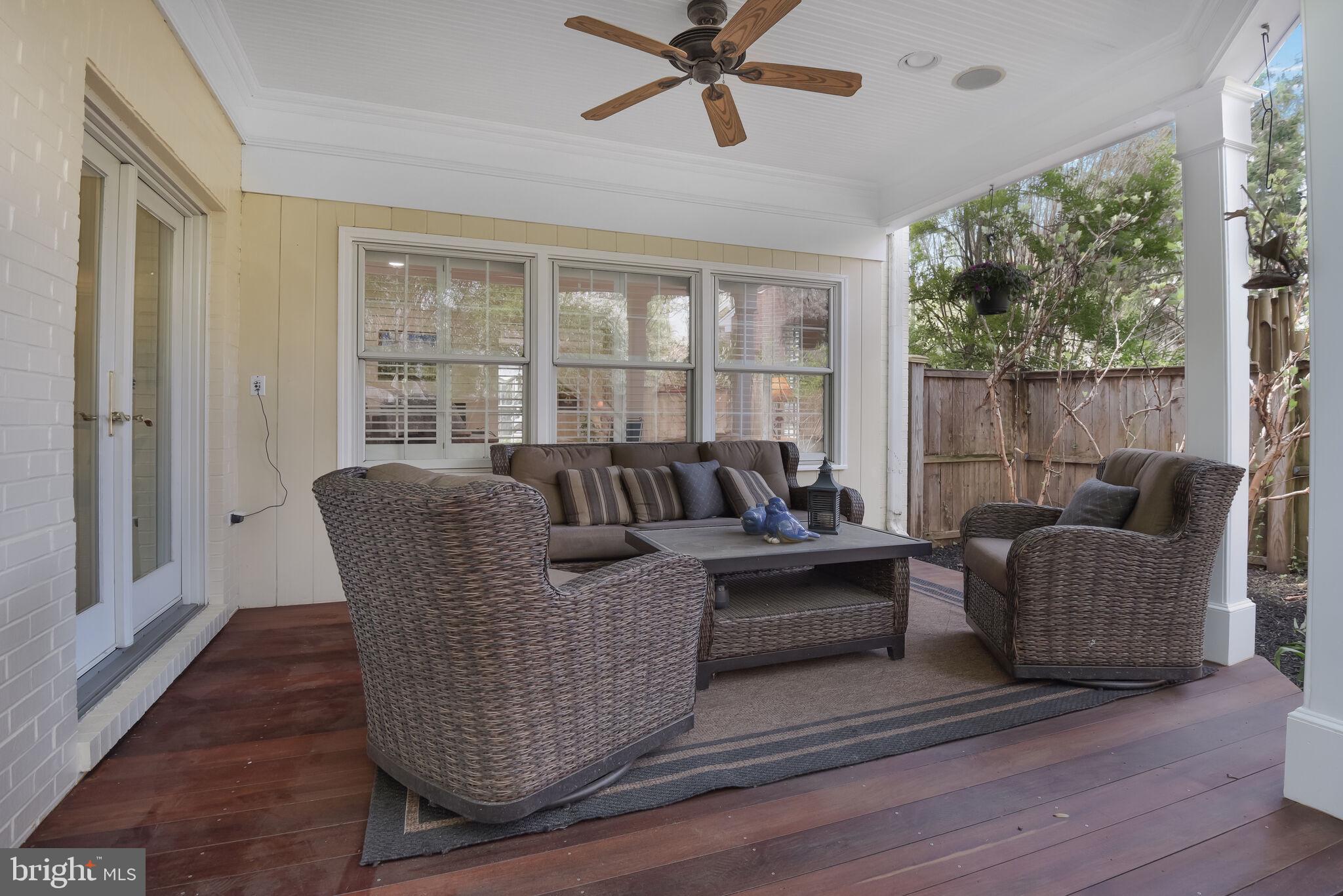 WINDSOR HILLS - Residential