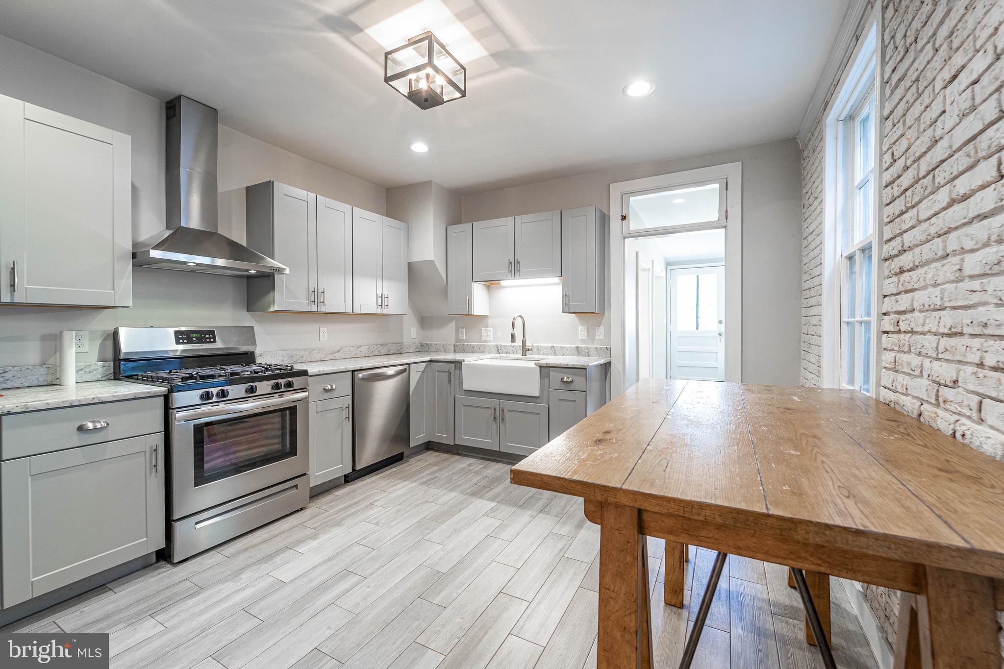 DOWNTOWN FREDERICK - Residential