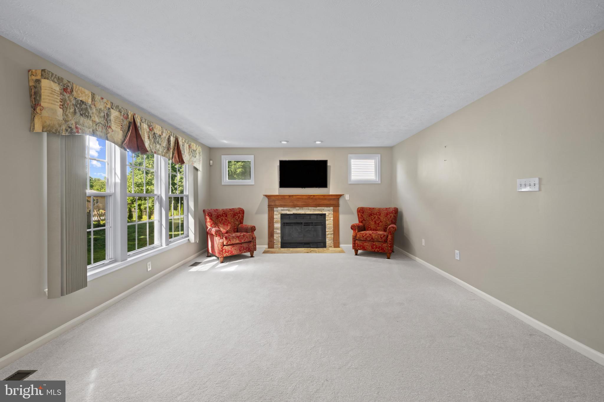 TIMBER CHASE - Residential