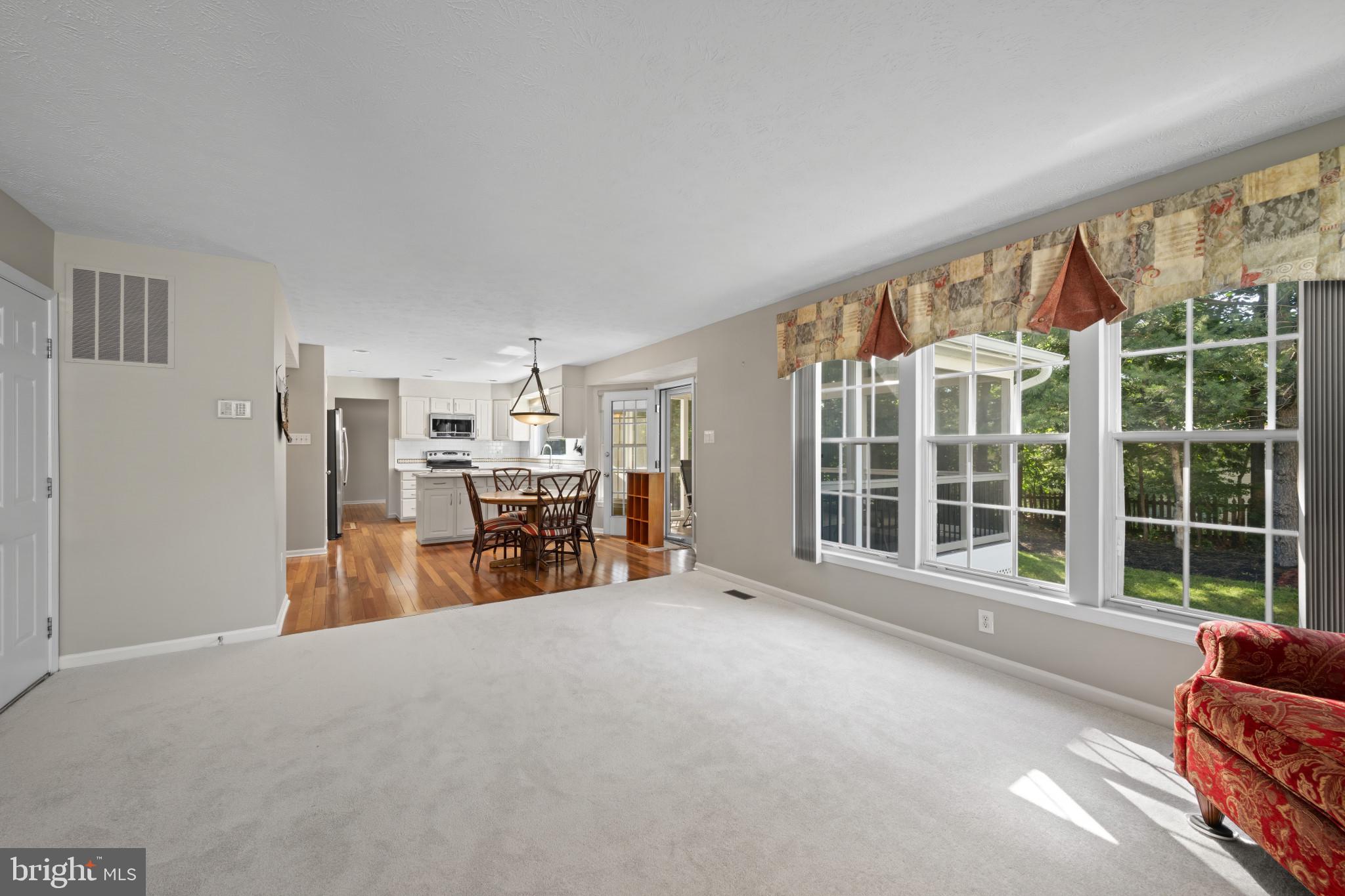 TIMBER CHASE - Residential