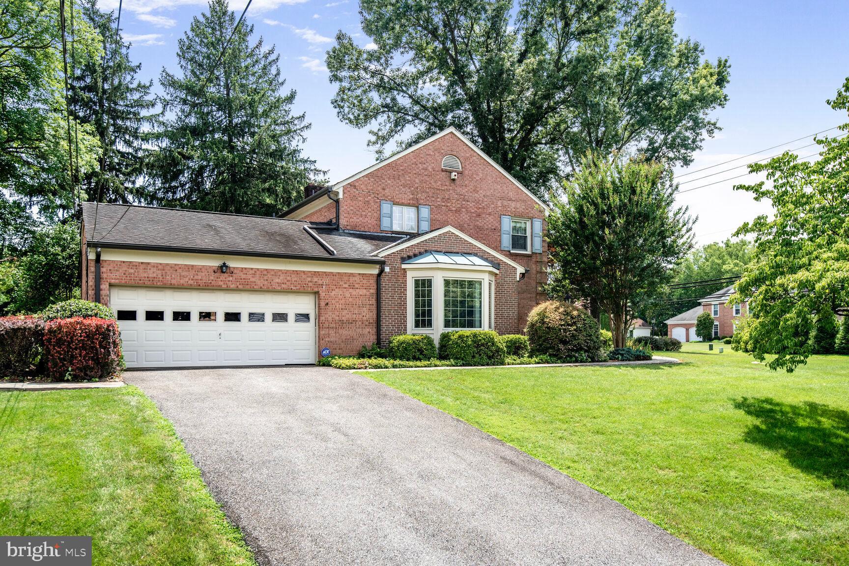 MCAULEY PARK - Residential