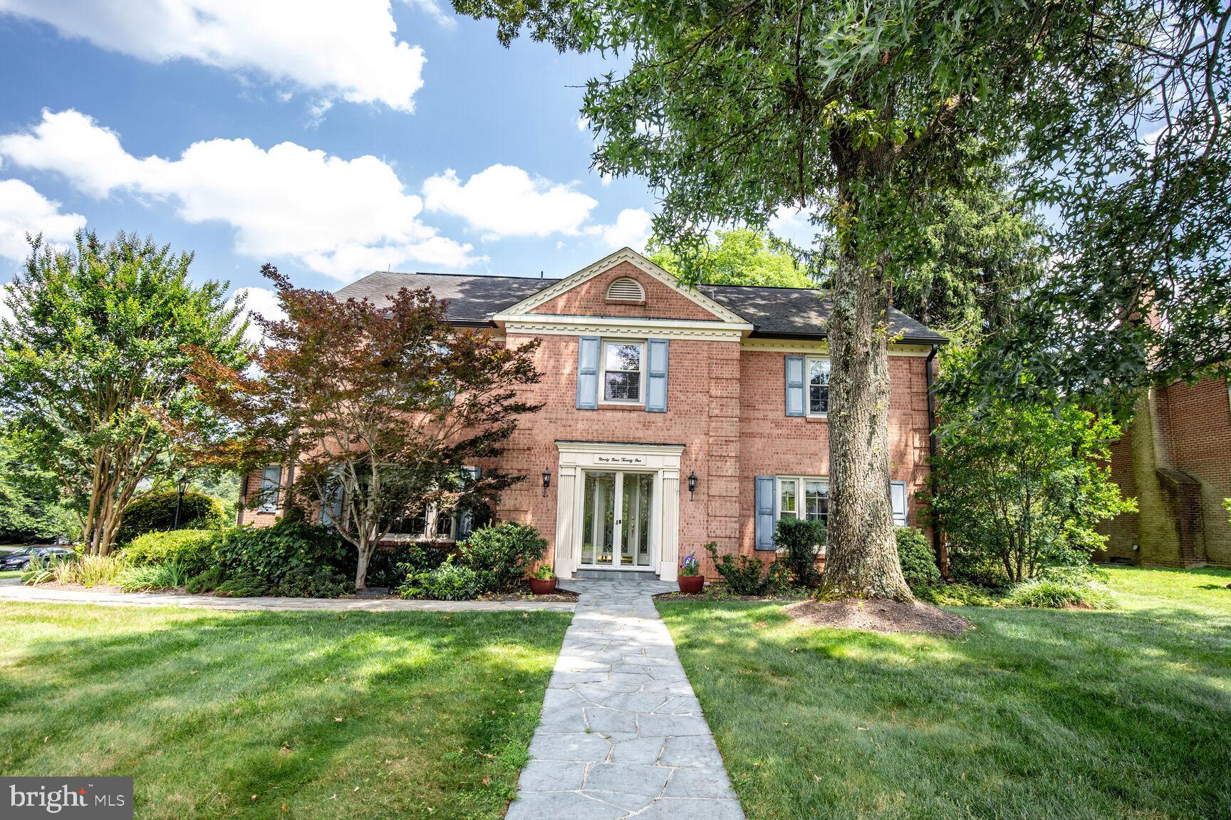 MCAULEY PARK - Residential