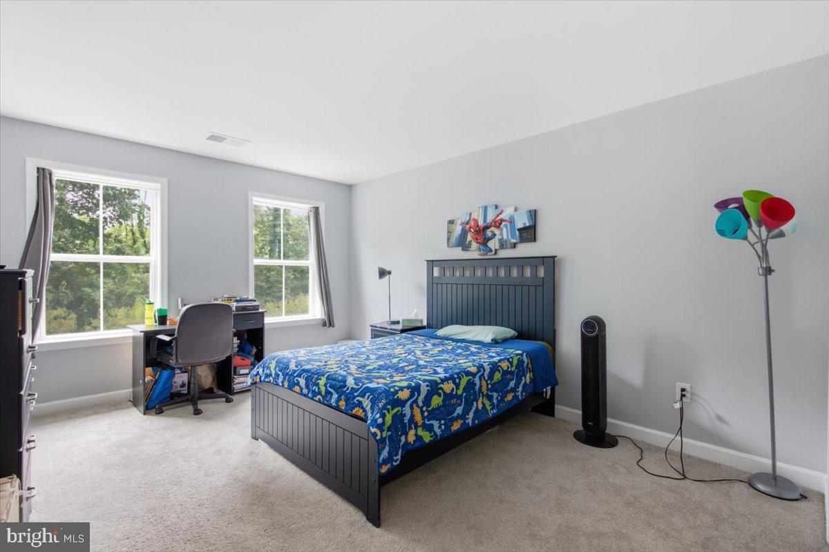PATRIOT SQUARE - Residential
