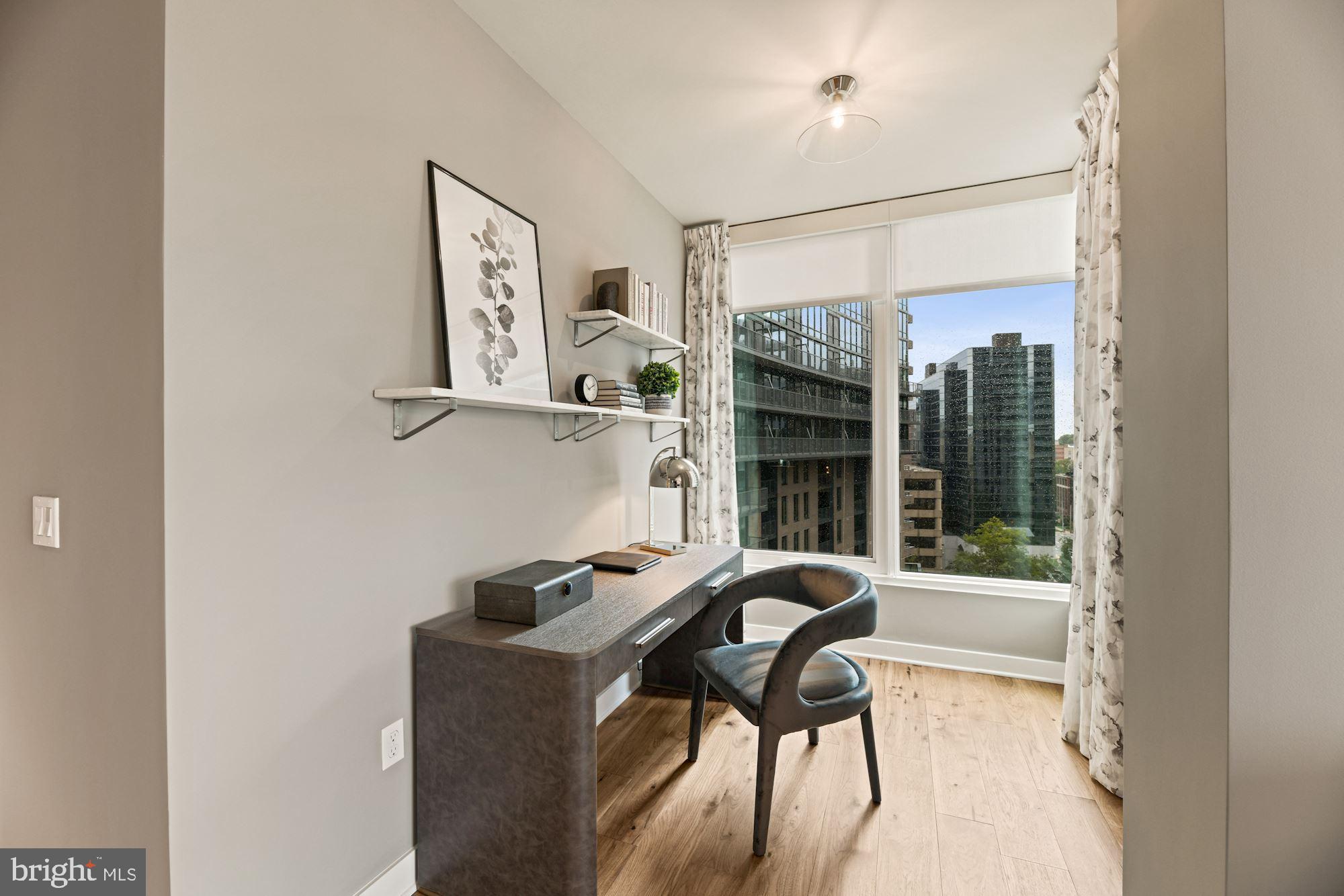 ROSSLYN - Residential