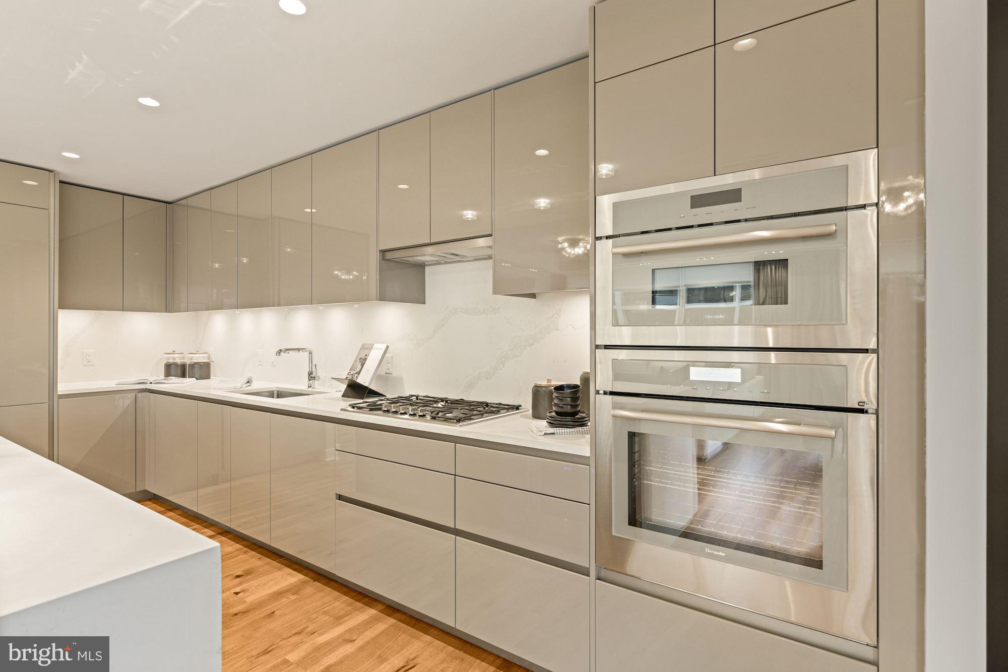 ROSSLYN - Residential