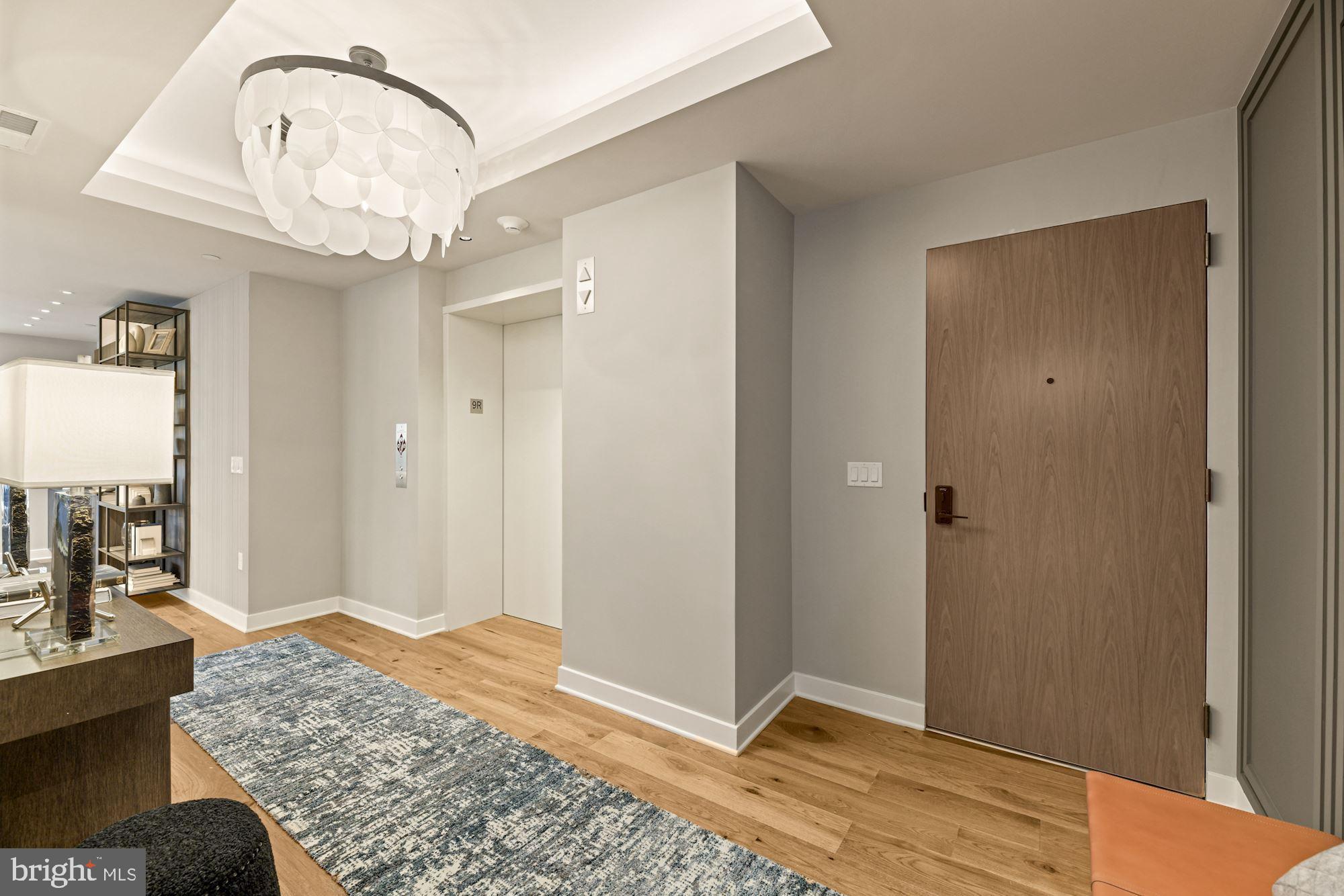 ROSSLYN - Residential