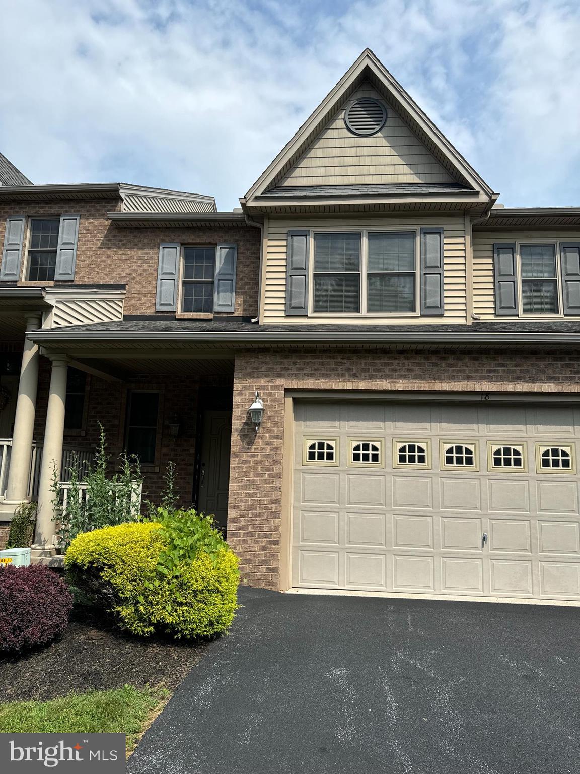 GLENBROOK - Residential
