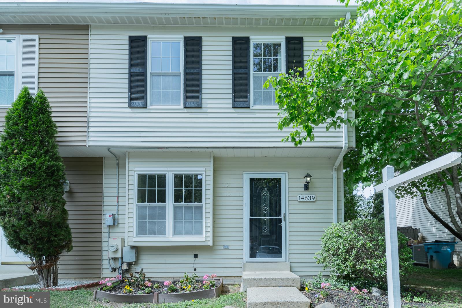 MILLS FARM - Residential