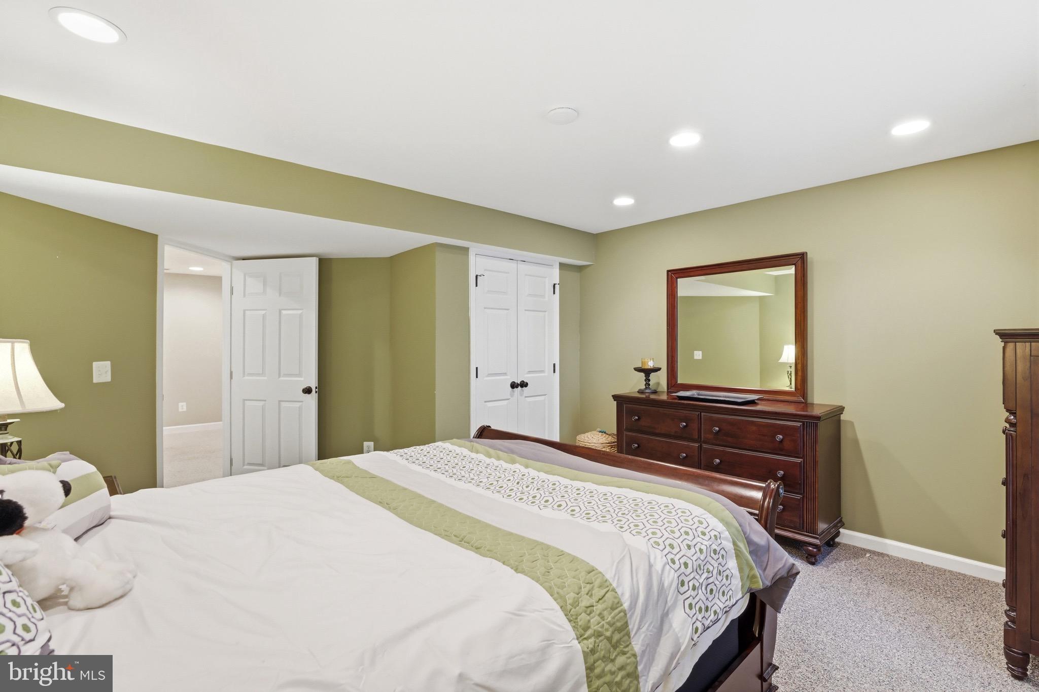 THE WOODS AT WARRENTON - Residential
