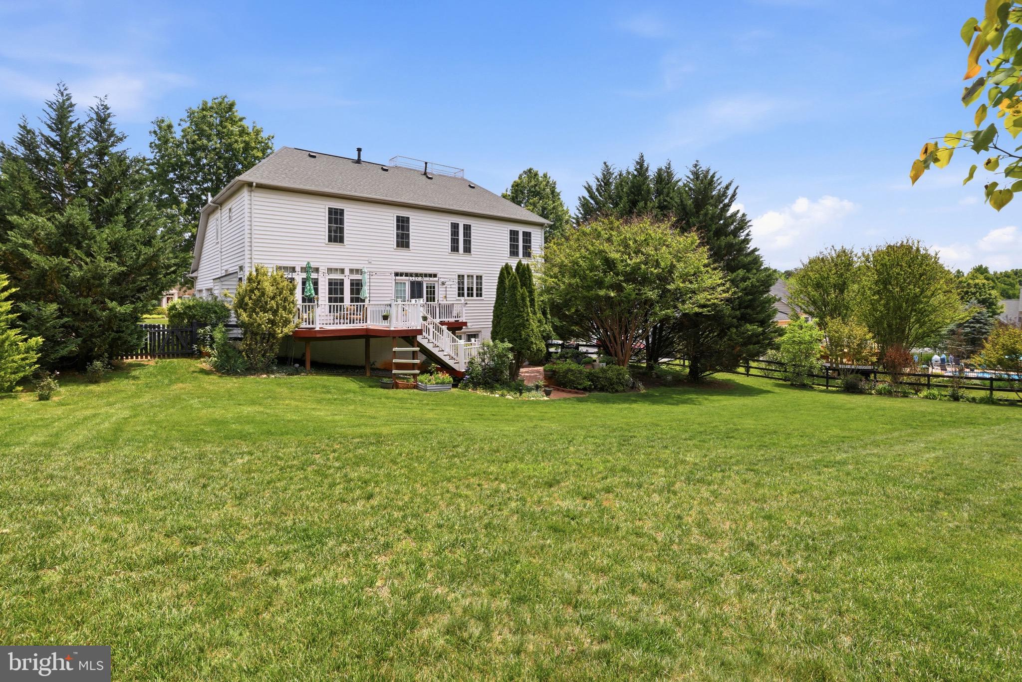 THE WOODS AT WARRENTON - Residential
