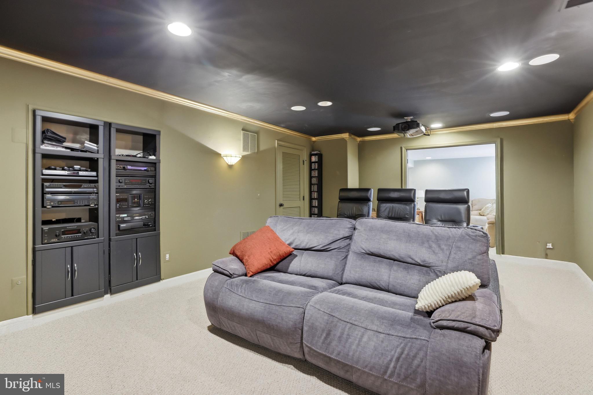 THE WOODS AT WARRENTON - Residential