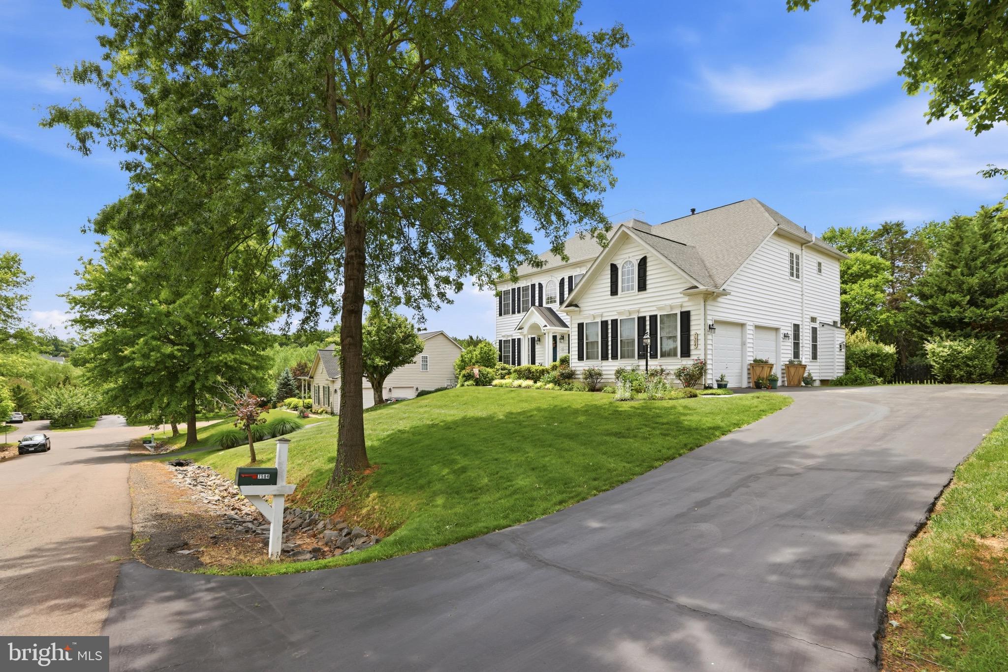 THE WOODS AT WARRENTON - Residential