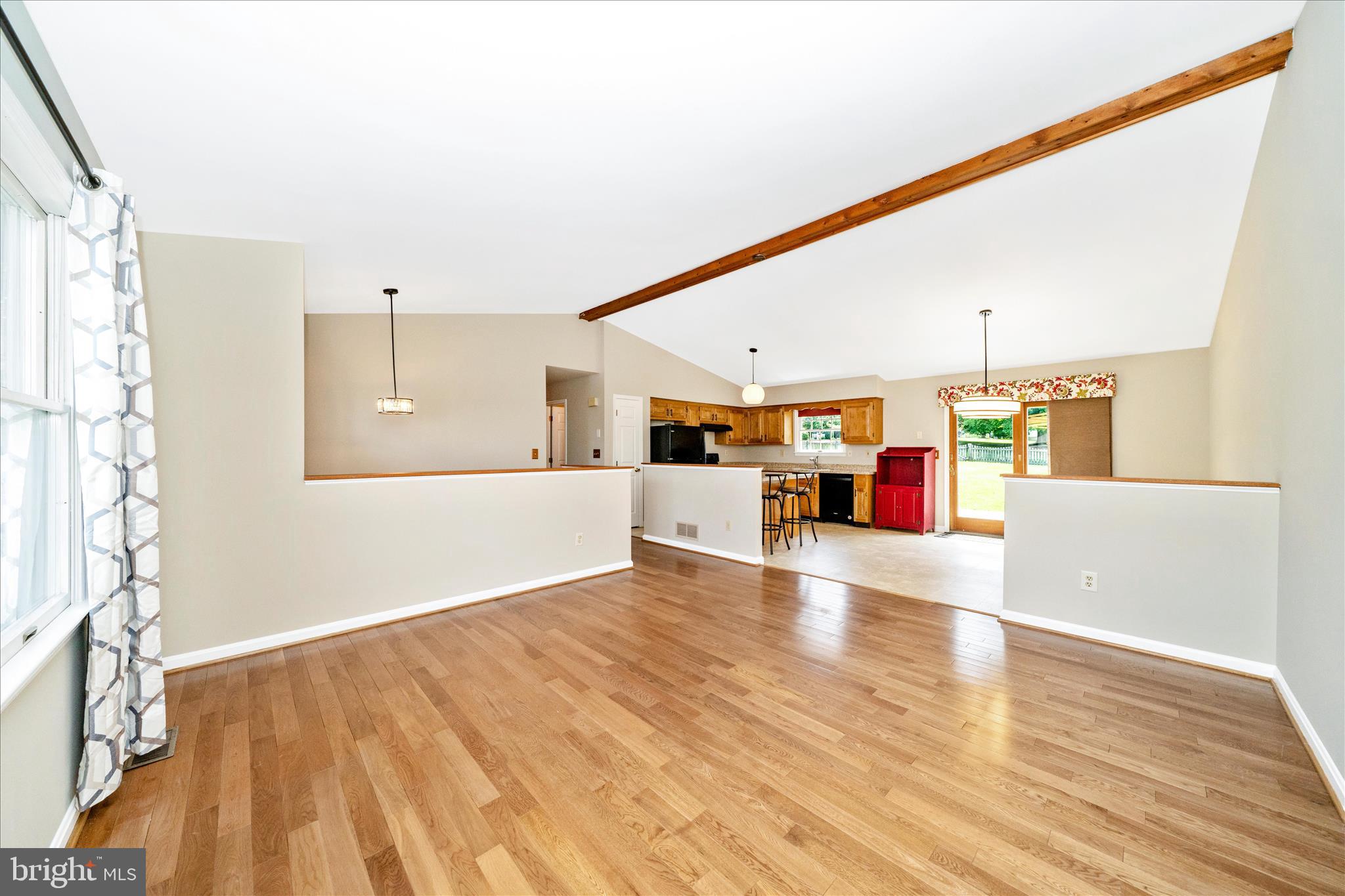 WHISPERING MEADOWS - Residential