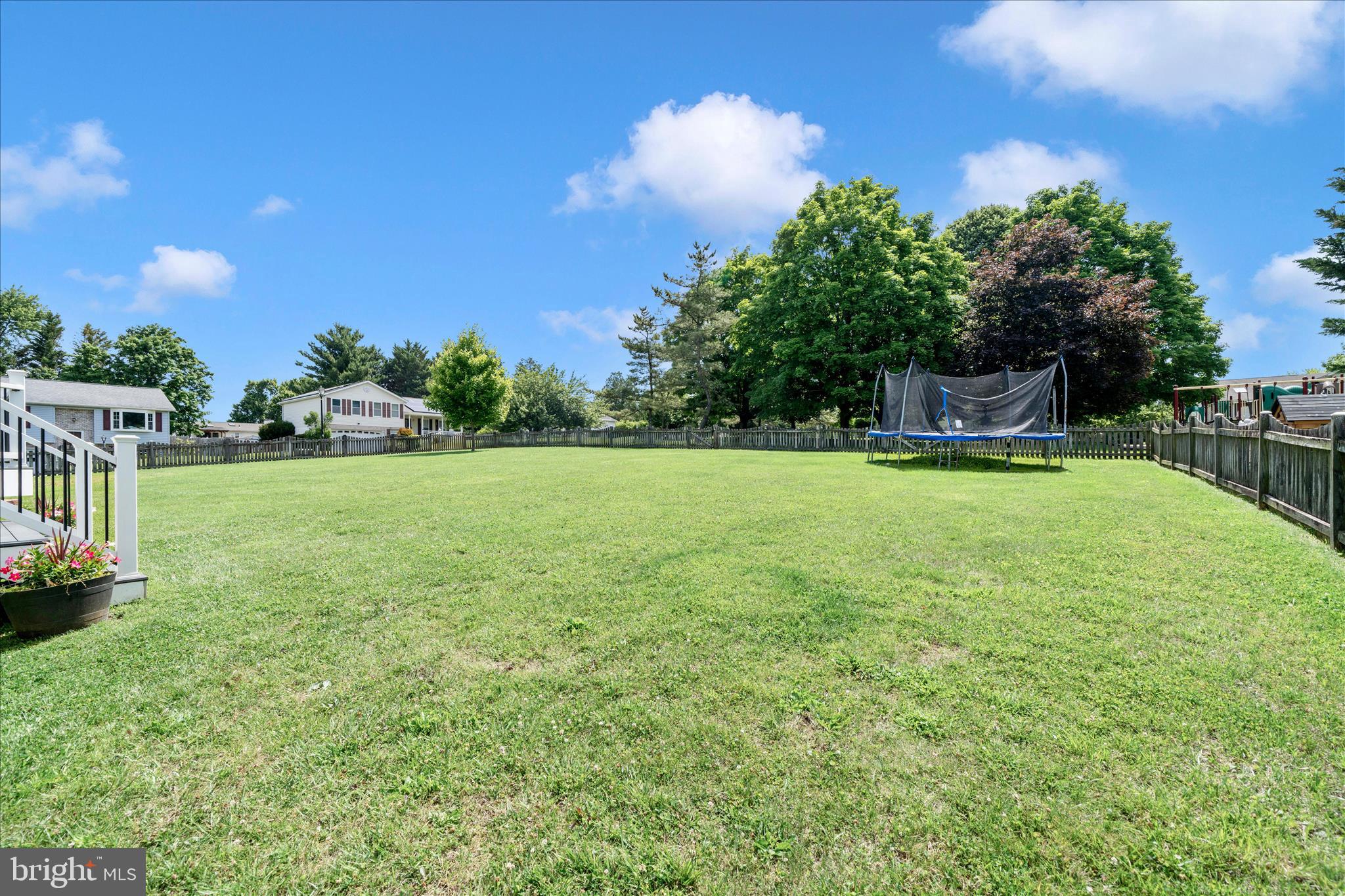 WHISPERING MEADOWS - Residential