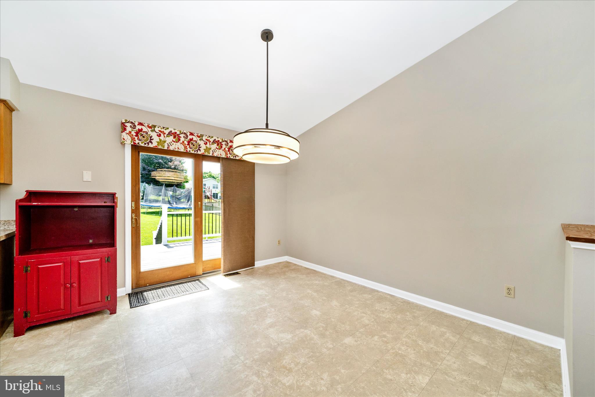 WHISPERING MEADOWS - Residential