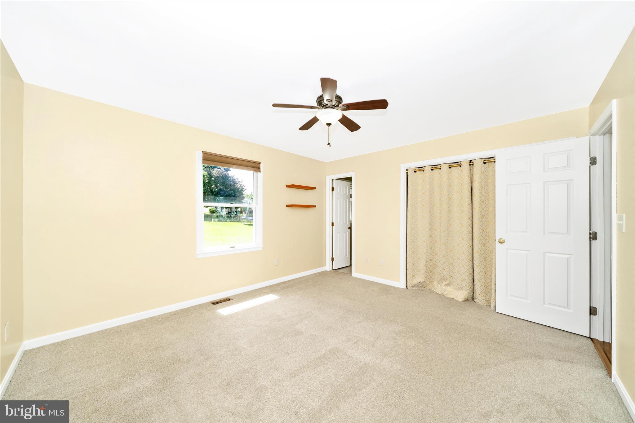 WHISPERING MEADOWS - Residential
