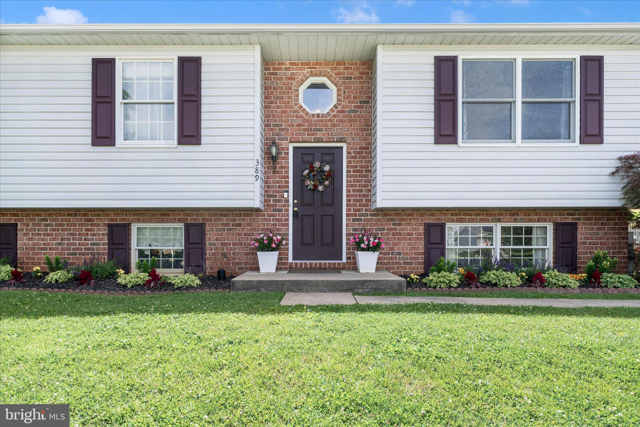 WHISPERING MEADOWS - Residential